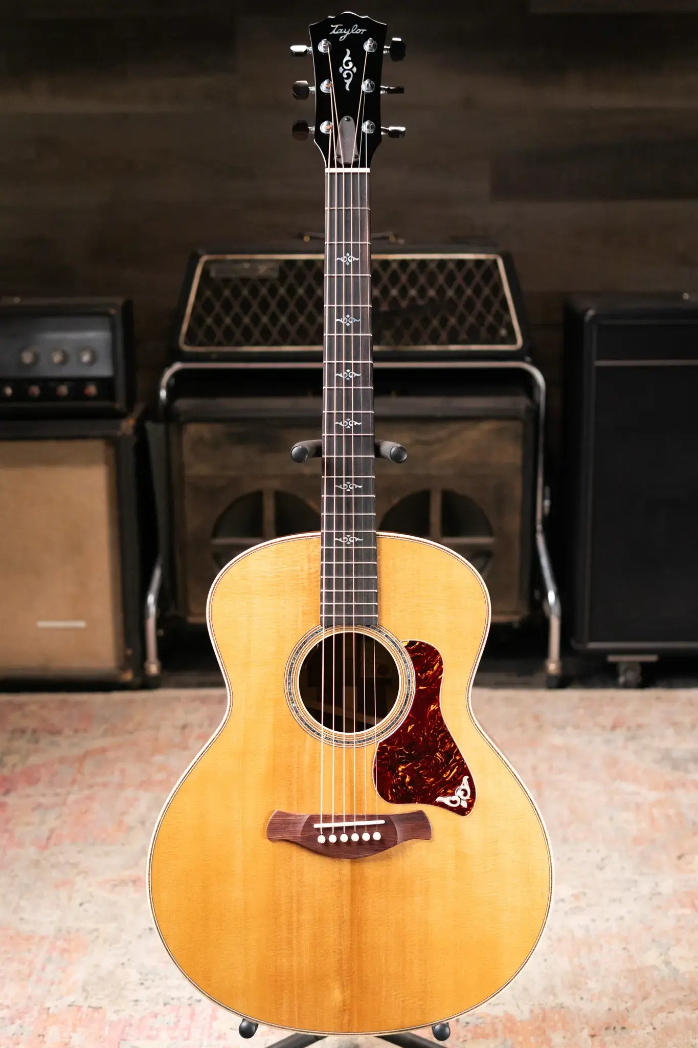 Taylor Gold Label 814e Super Auditorium Acoustic/Electric Guitar - Natural with Hardshell Case
