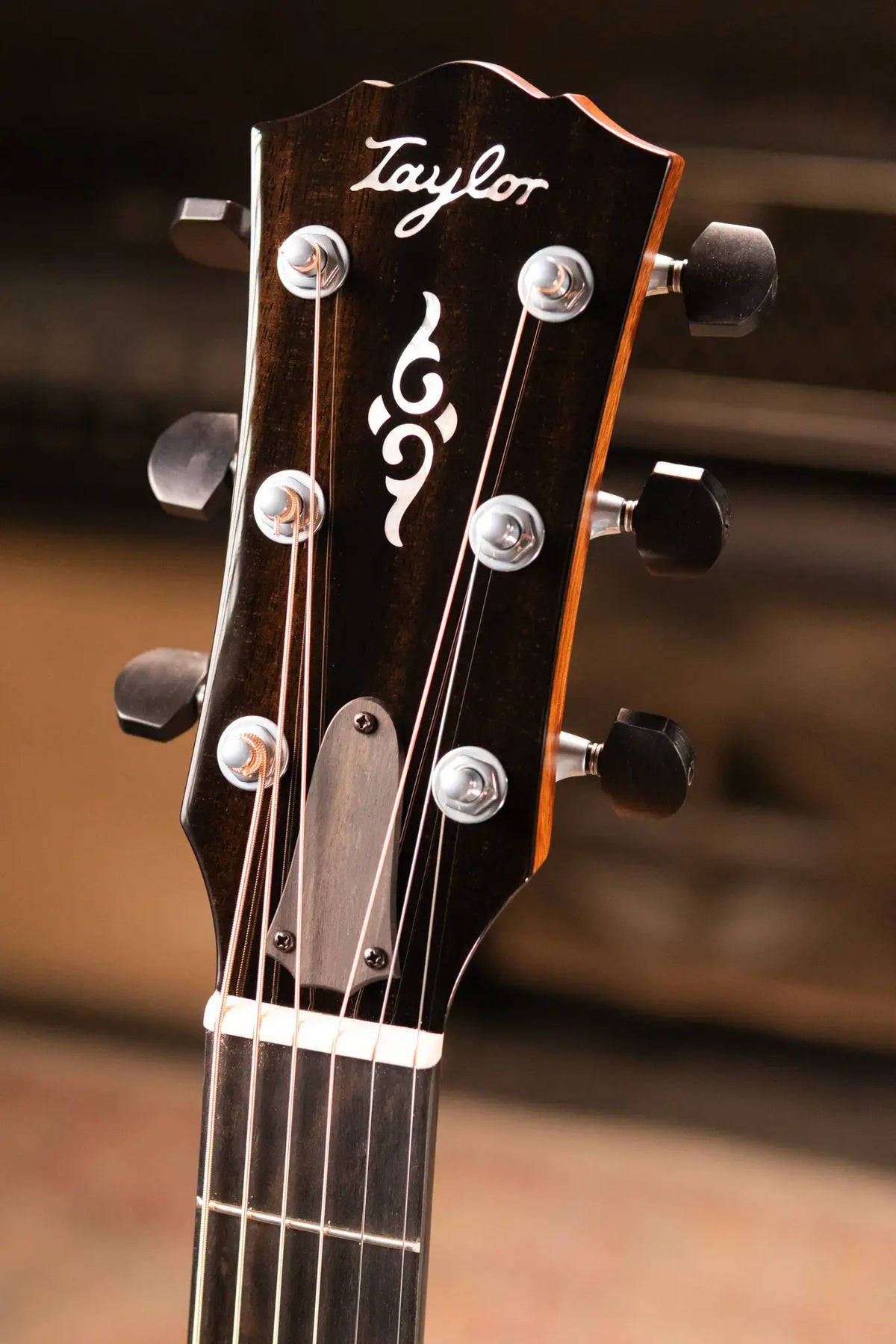 Taylor Gold Label 817e SB Grand Pacific Acoustic/Electric Guitar - Sunburst with Hardshell Case - Demo