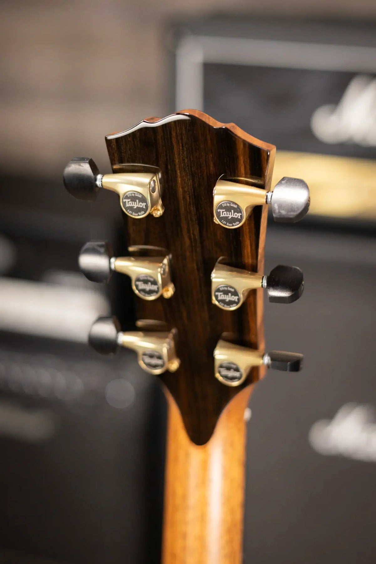 Taylor Gold Label 914e SB Super Auditorium Acoustic/Electric Guitar - Sunburst with Hardshell Case - Demo