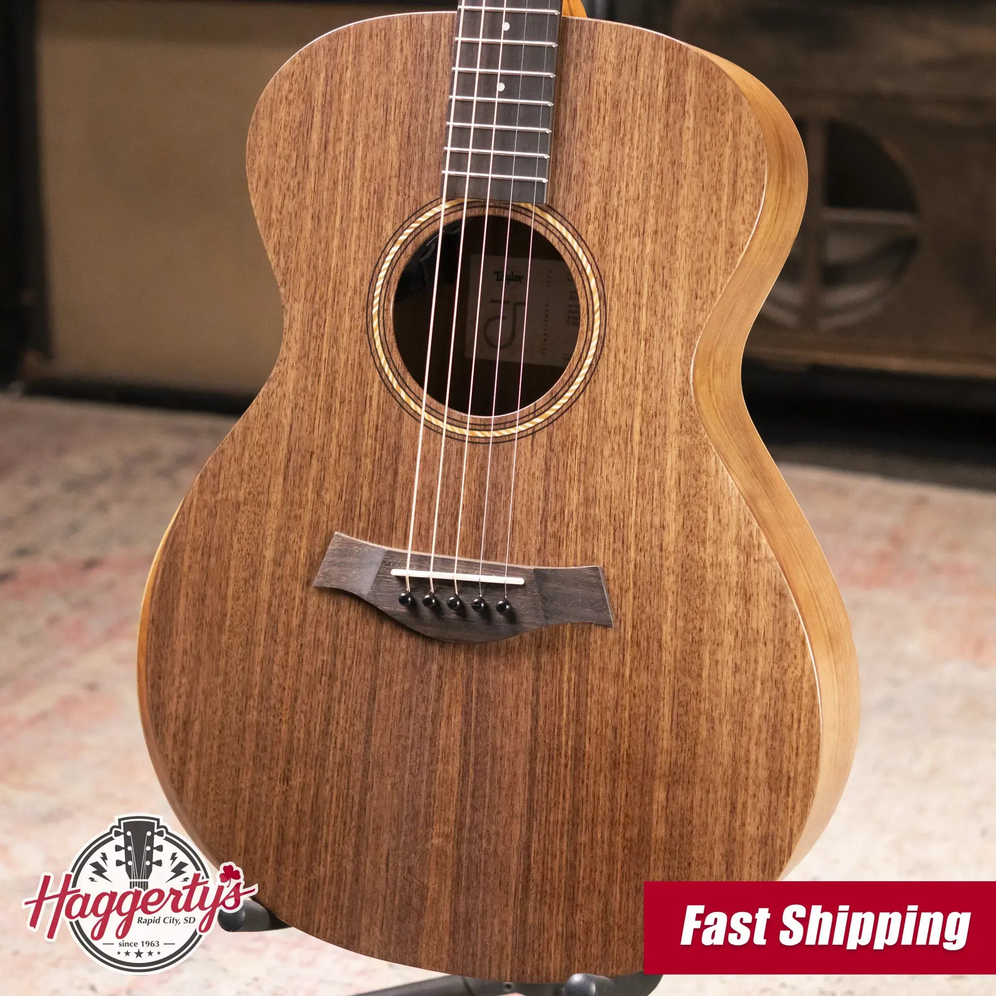 Taylor Jacob Collier Signature Academy 22e 5-String Acoustic/Electric Guitar with Gig Bag