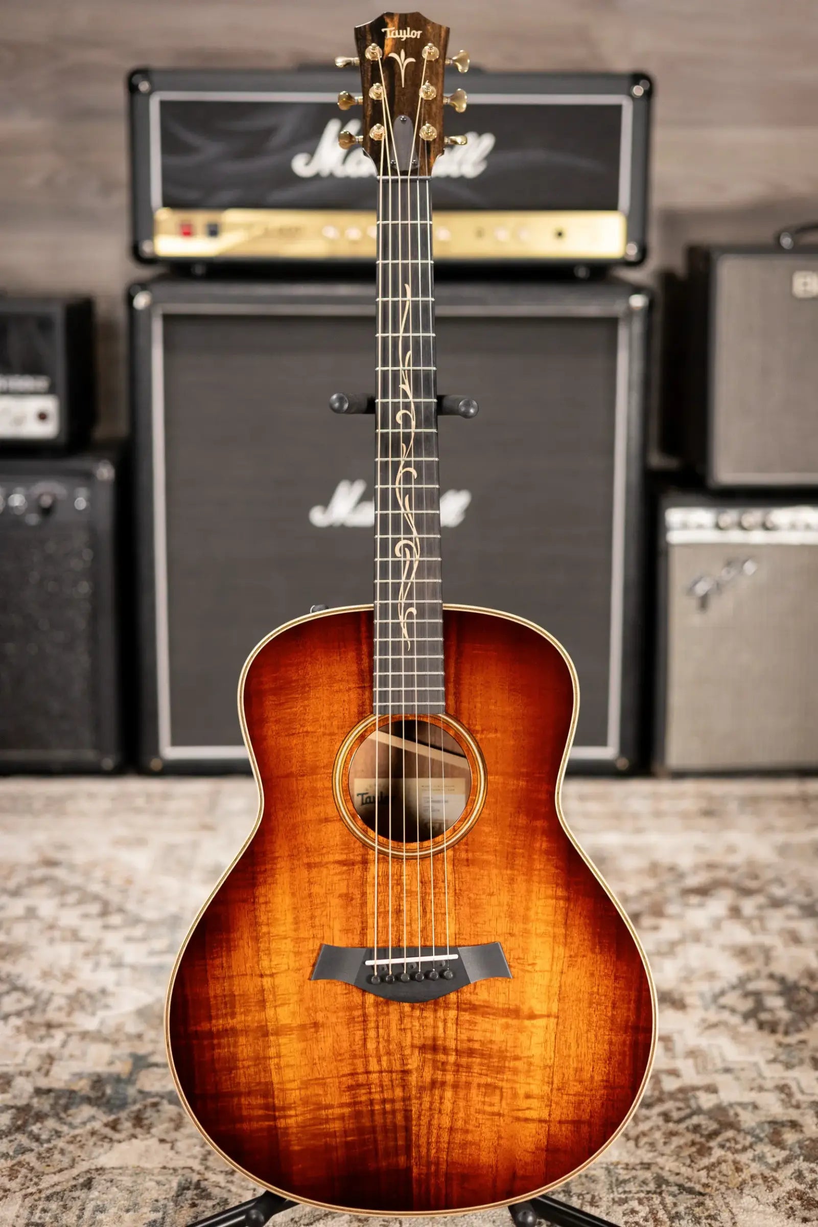 Taylor K21e Grand Theater Acoustic/Electric Guitar with AeroCase