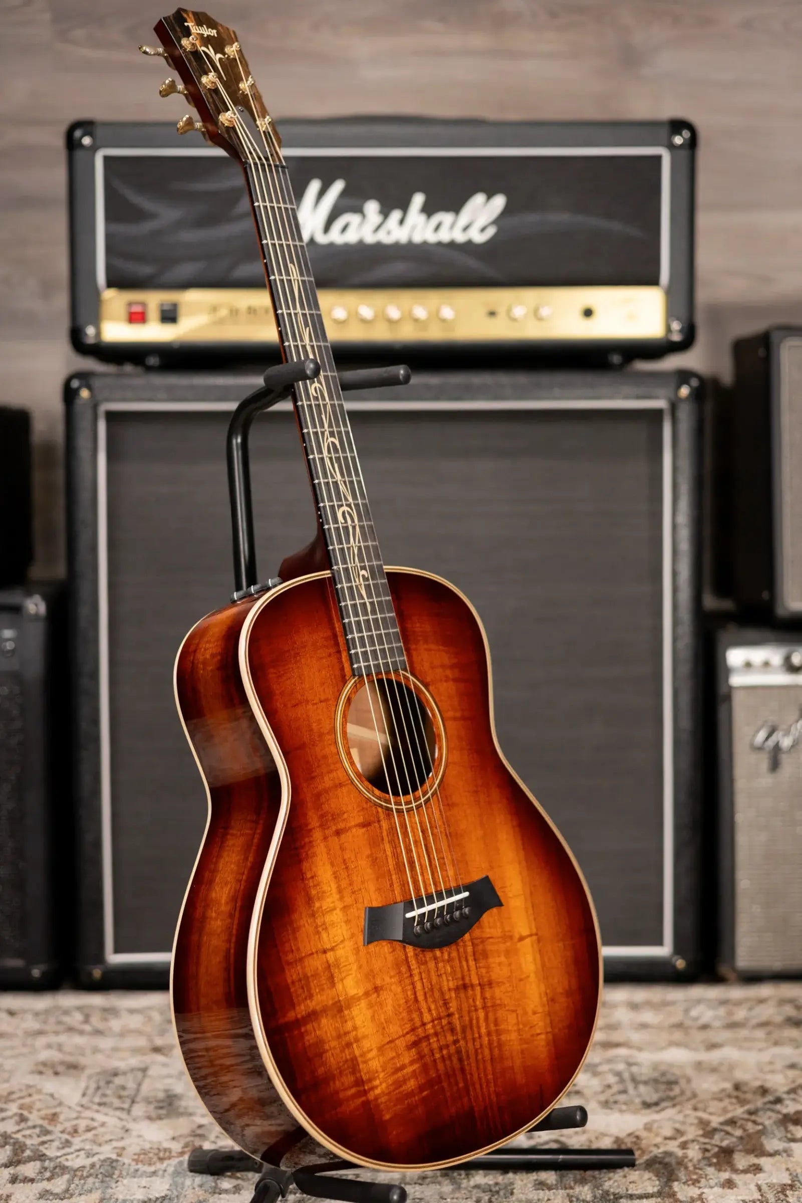 Taylor K21e Grand Theater Acoustic/Electric Guitar with AeroCase