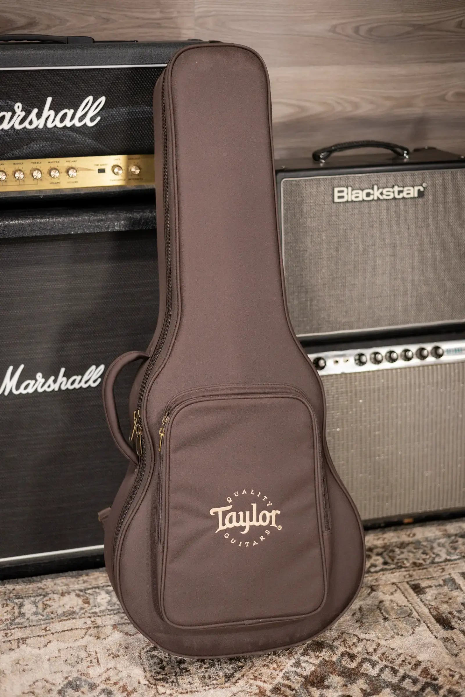 Taylor K21e Grand Theater Acoustic/Electric Guitar with AeroCase