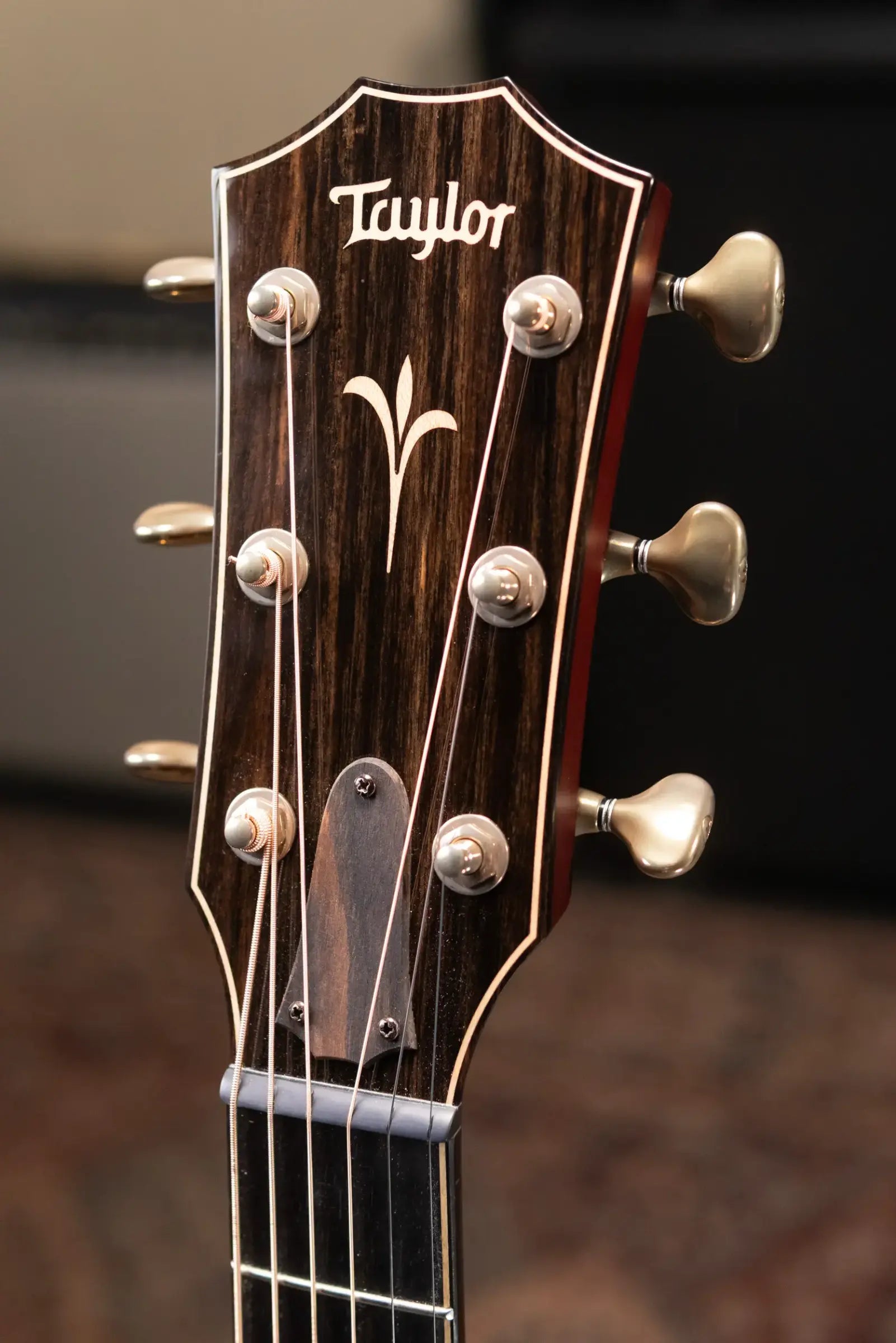 Taylor K26ce Grand Symphony Acoustic/Electric with Hardshell Case - Used