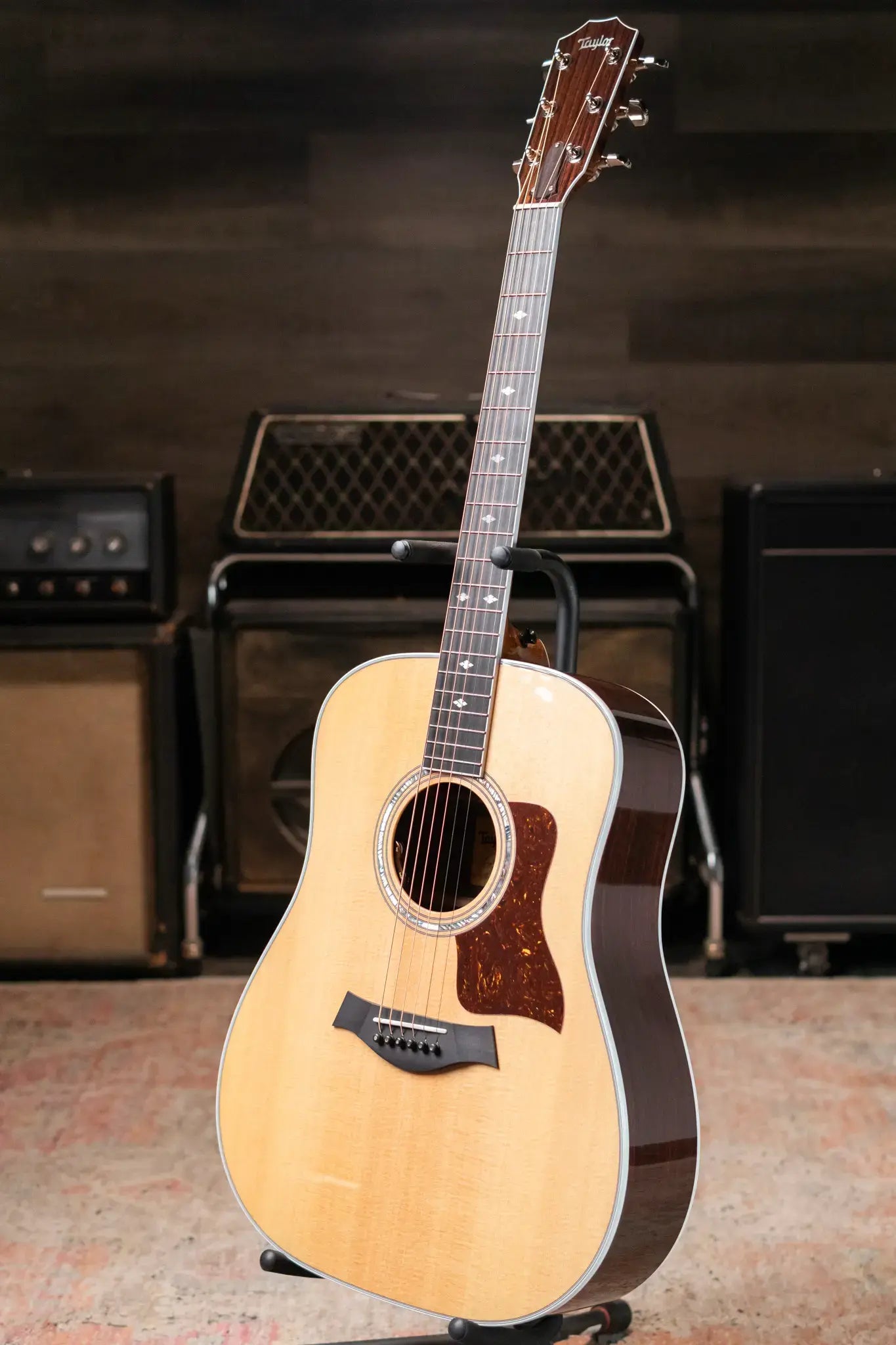 Taylor Legacy 810e Dreadnought Acoustic/Electric Guitar with Hardshell Case
