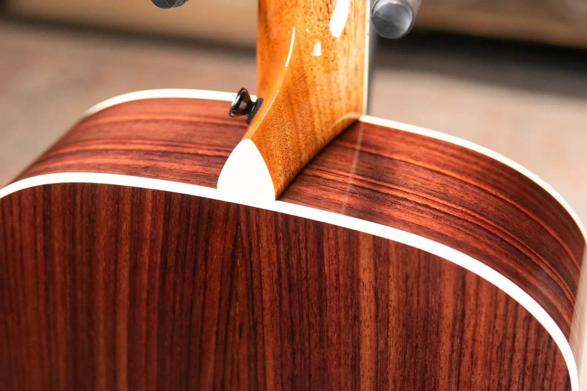 Taylor Legacy 810e Special Edition Acoustic/Electric Guitar - Heritage Burst with Hardshell Case