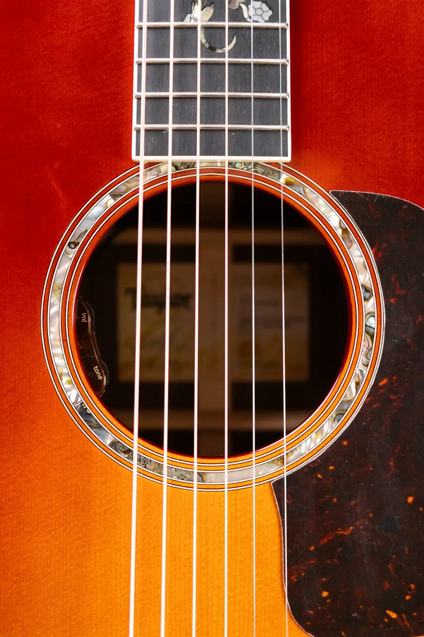 Taylor Legacy 810e Special Edition Acoustic/Electric Guitar - Heritage Burst with Hardshell Case