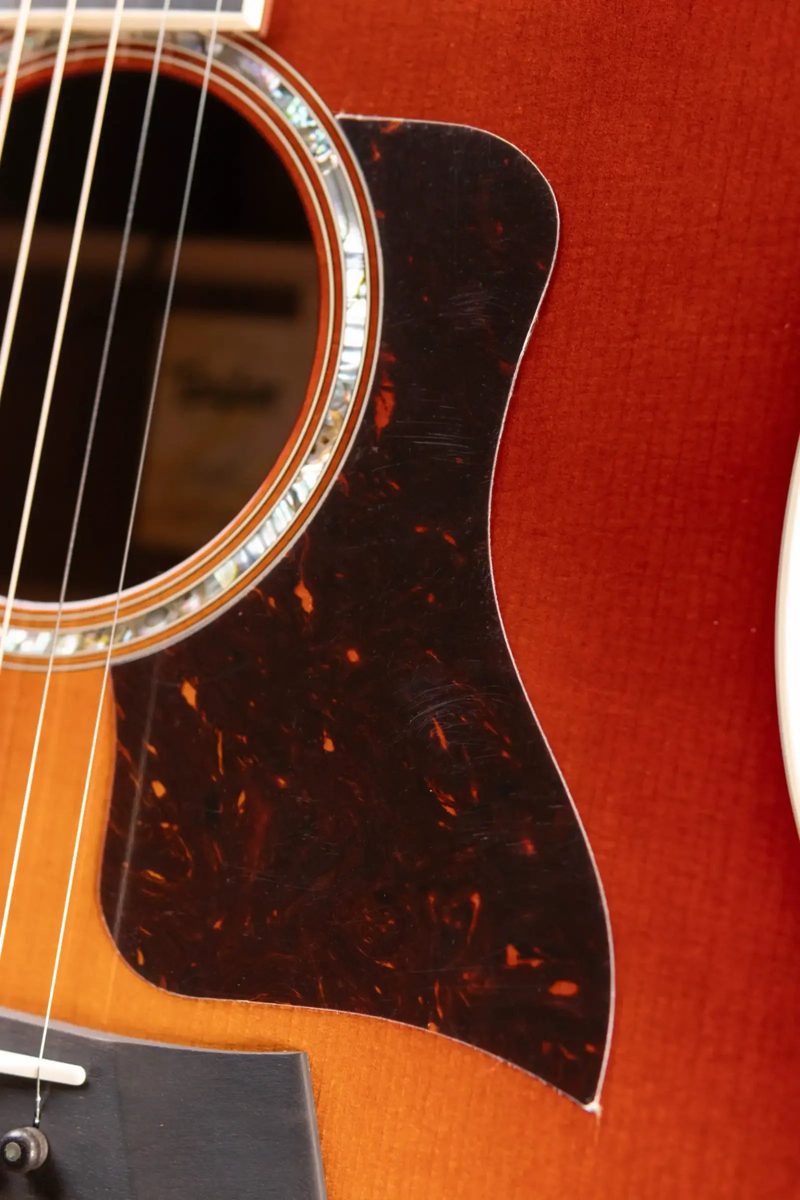 Taylor Legacy 810e Special Edition Dreadnought Acoustic/Electric Guitar - Heritage Burst with Hardshell Case