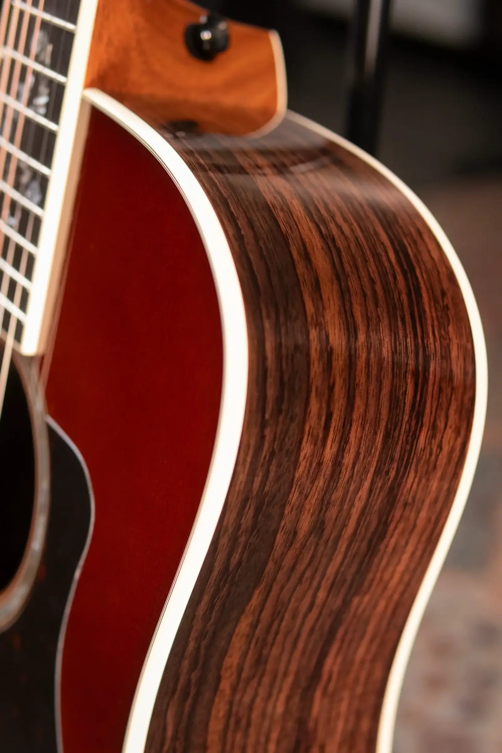 Taylor Legacy 810e Special Edition Dreadnought Acoustic/Electric Guitar - Heritage Burst with Hardshell Case