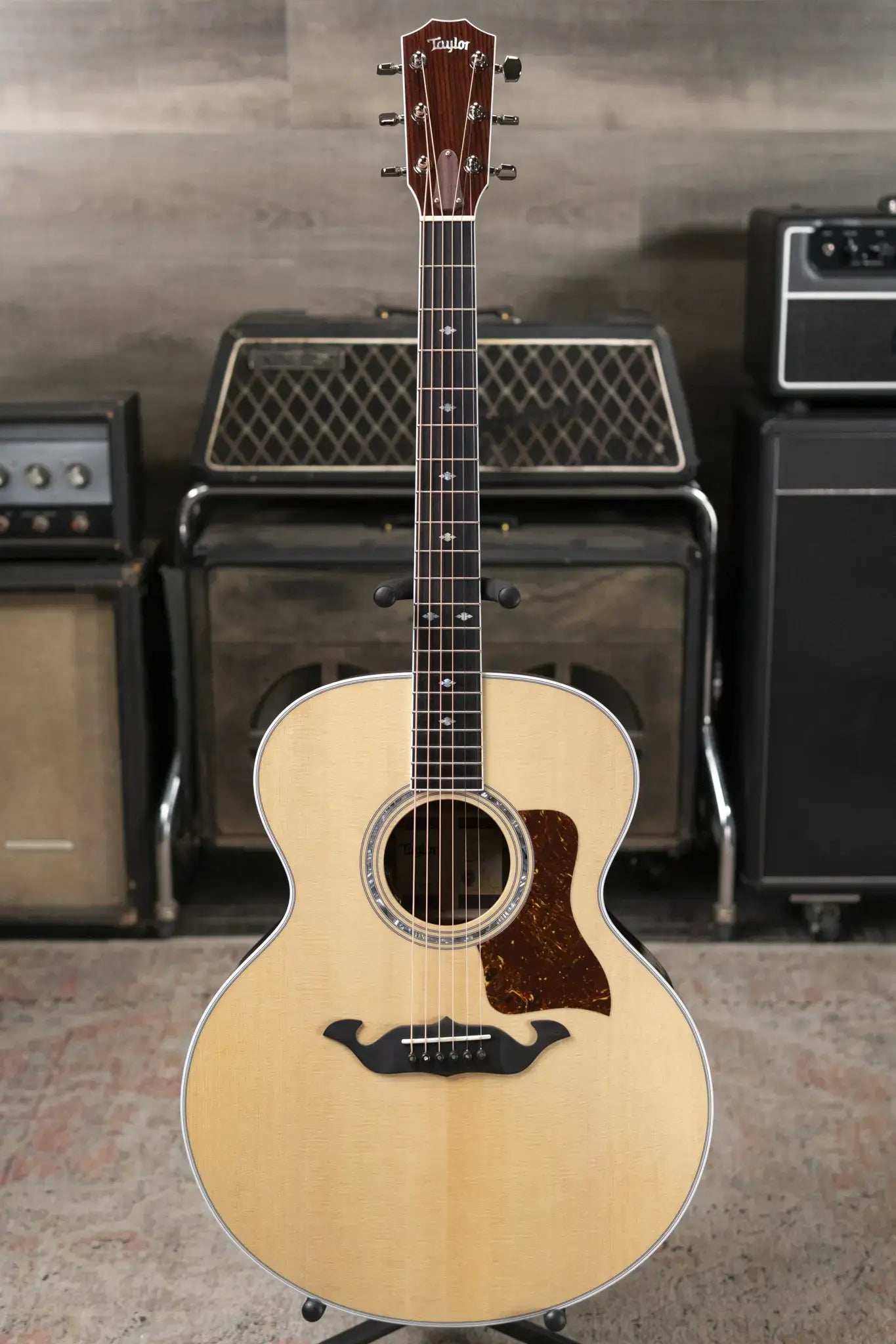 Taylor Legacy 815e Jumbo Acoustic/Electric Guitar with Hardshell Case