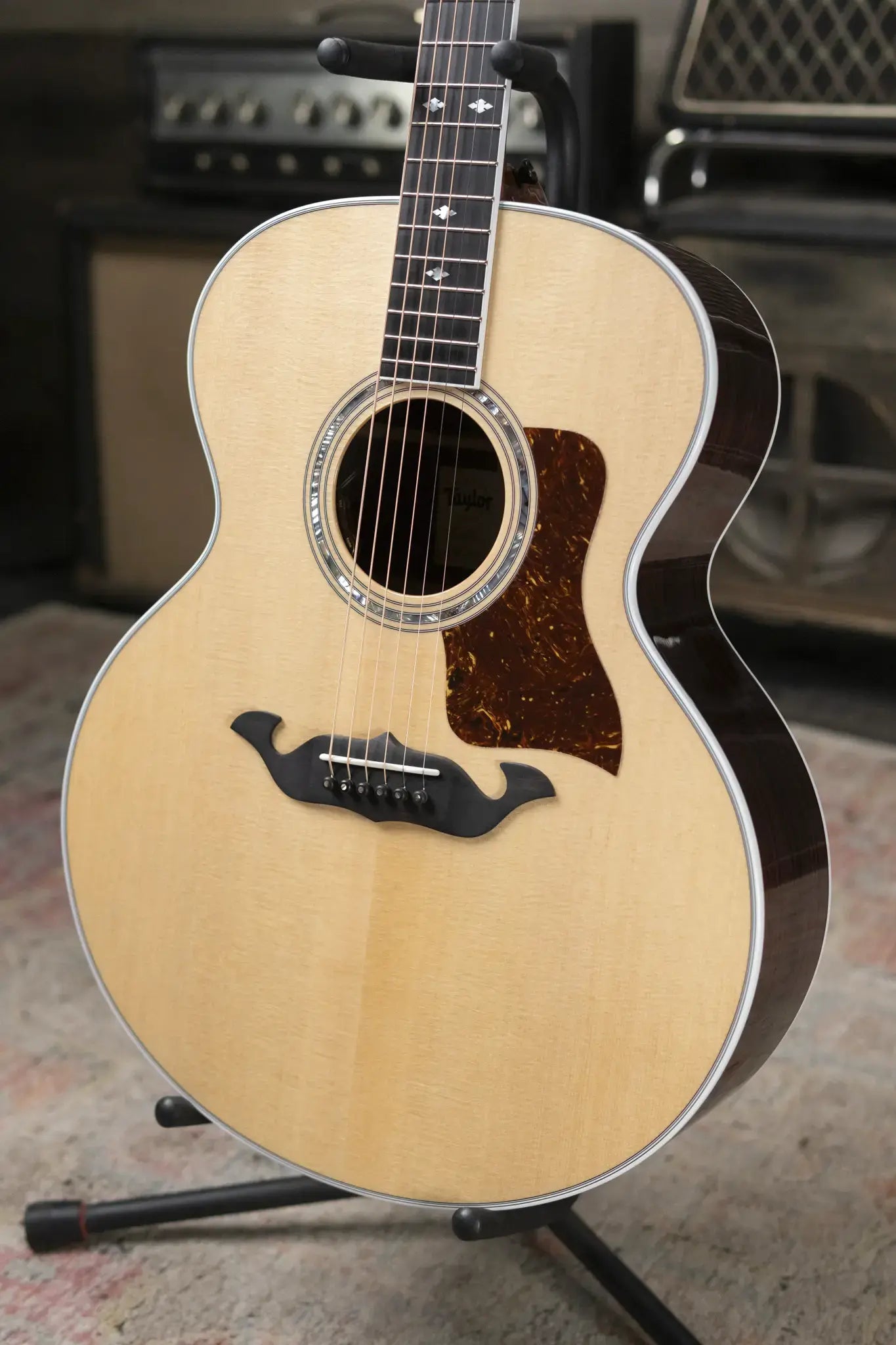 Taylor Legacy 815e Jumbo Acoustic/Electric Guitar with Hardshell Case