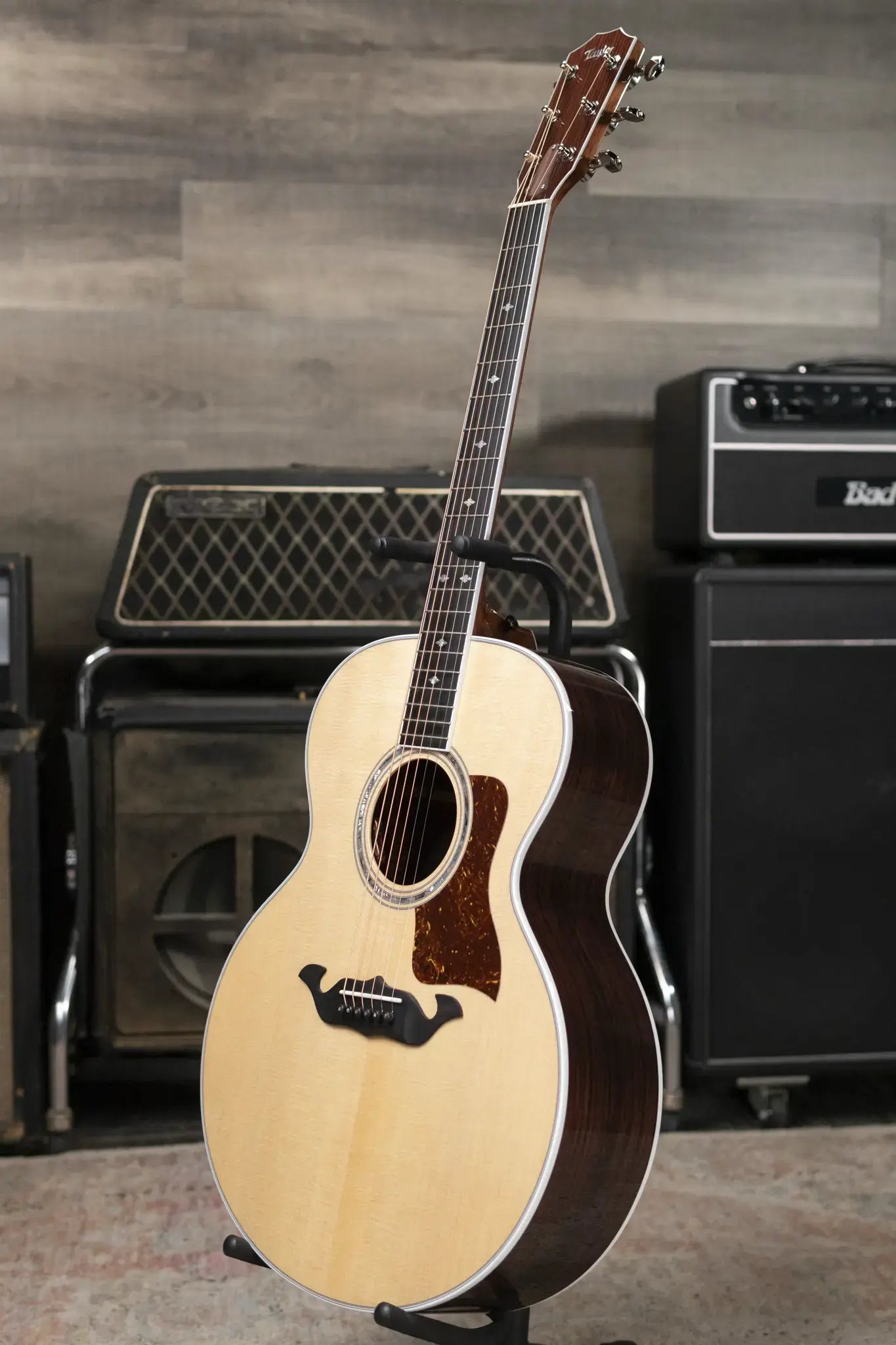 Taylor Legacy 815e Jumbo Acoustic/Electric Guitar with Hardshell Case