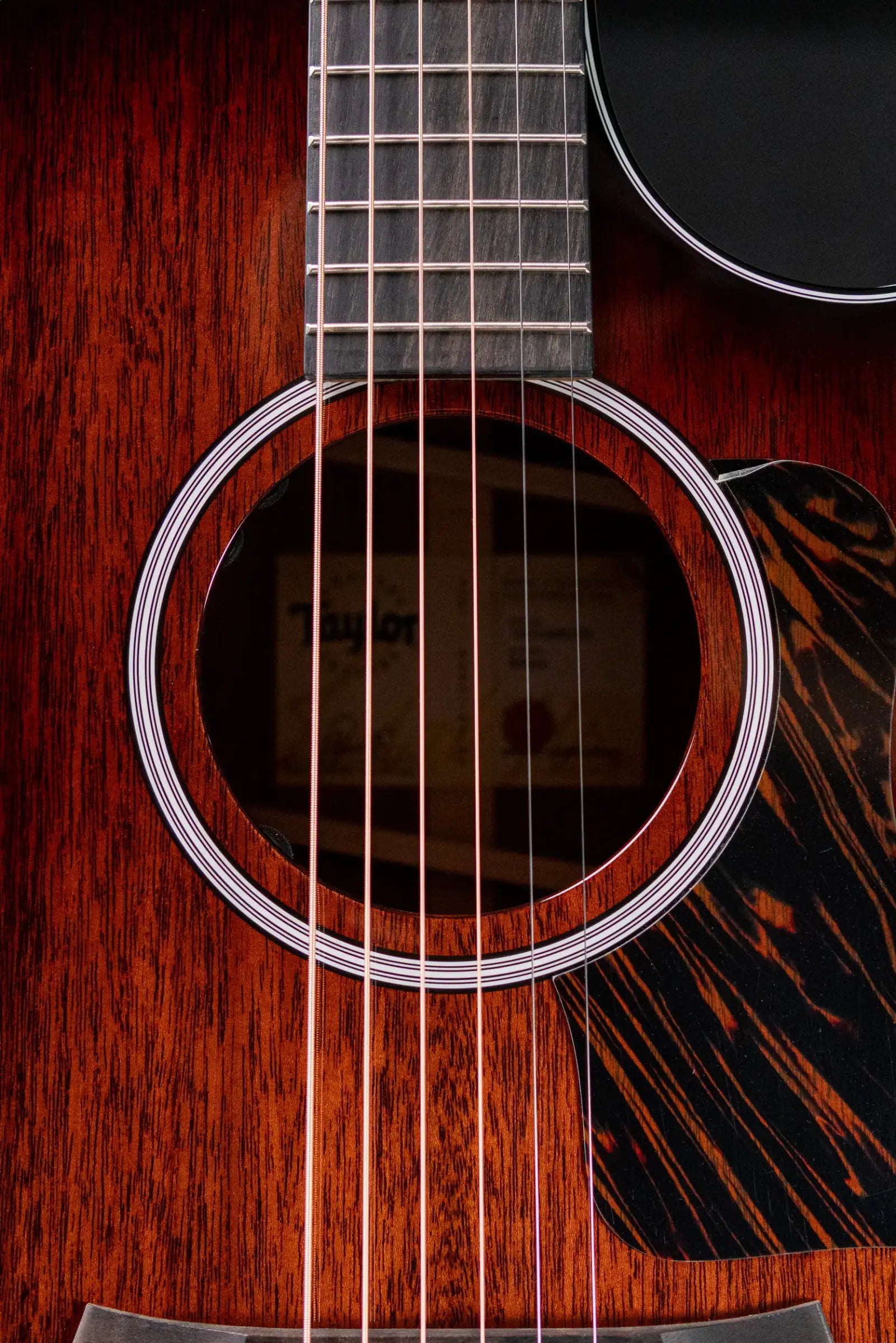 Taylor Next Generation 324ce Grand Auditorium Acoustic/Electric Guitar with Hardshell Case