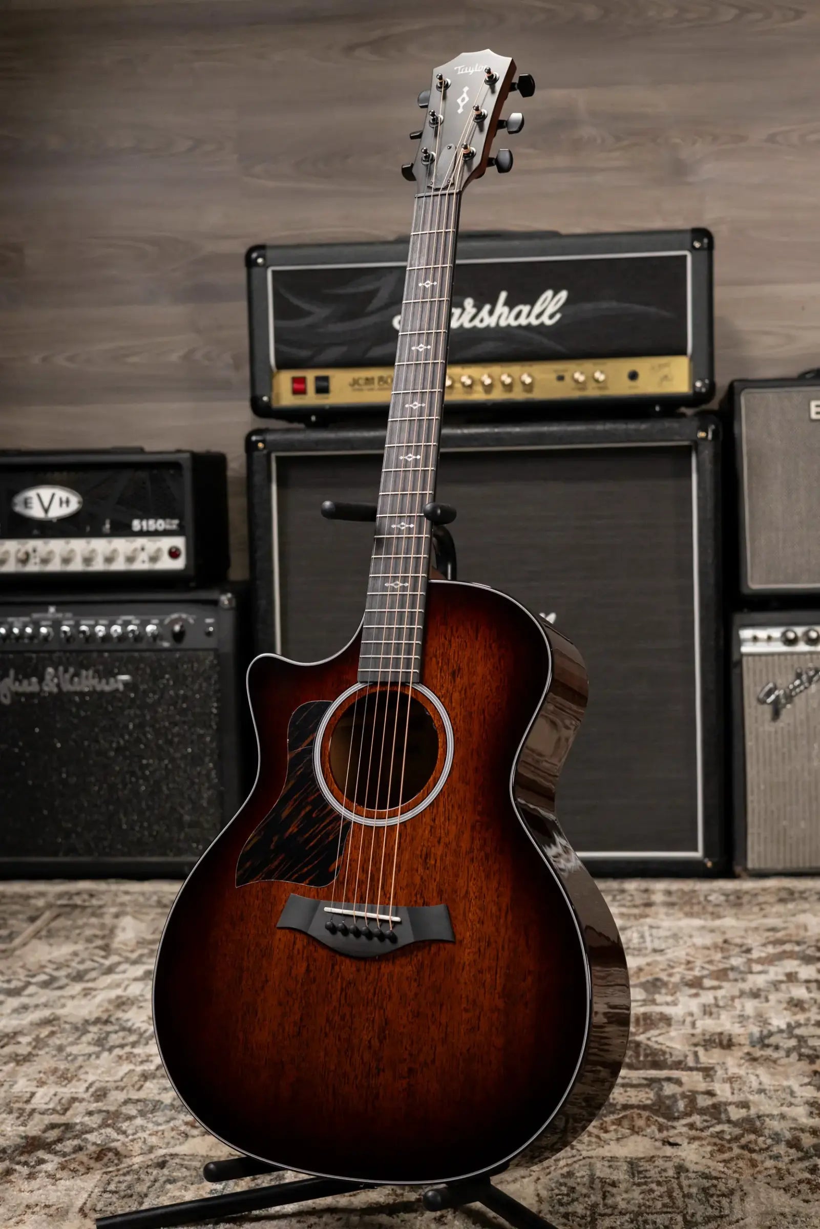Taylor Next Generation 324ce Left-Handed Grand Auditorium Acoustic/Electric Guitar with Hardshell Case