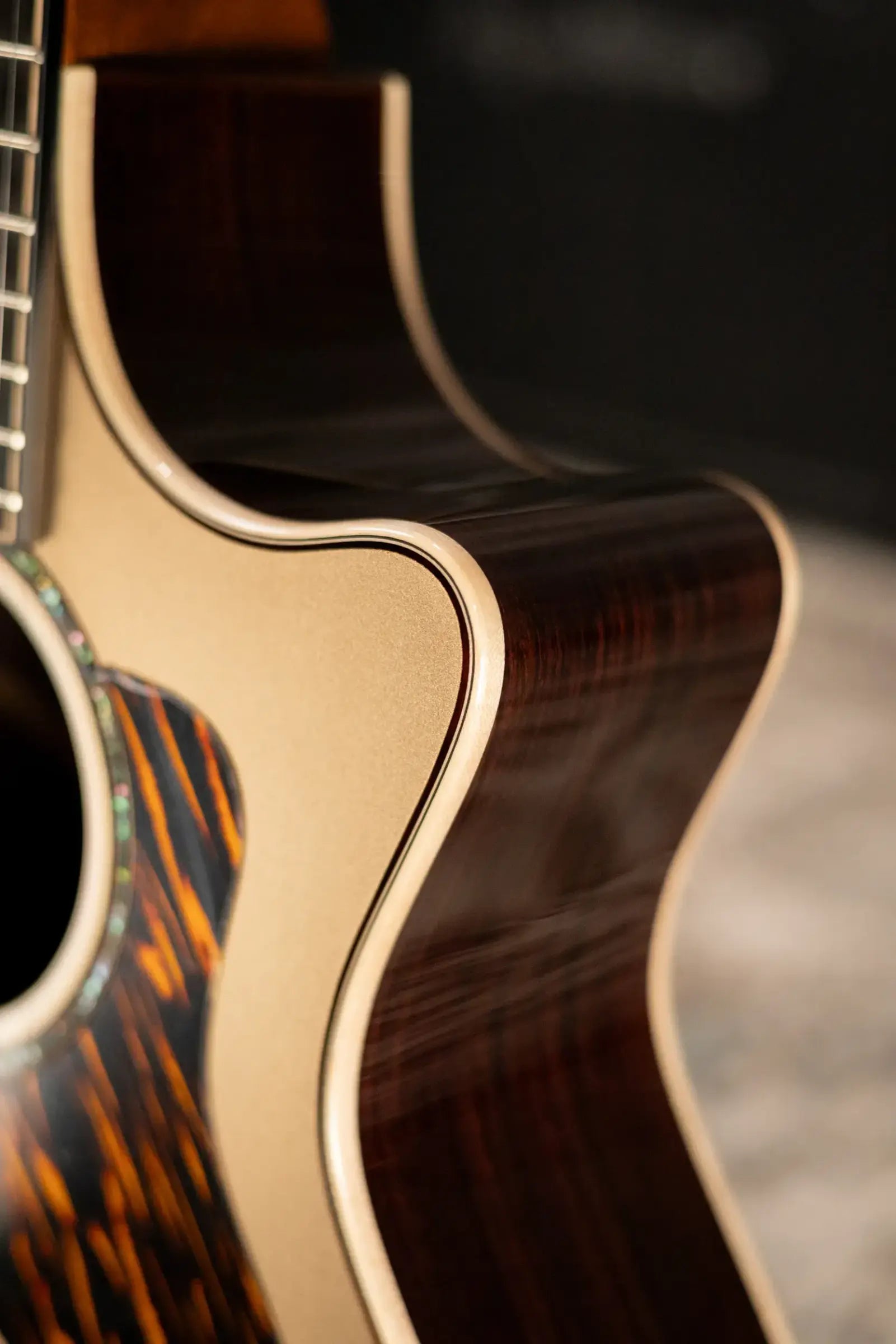 Taylor Next Generation 814ce LTD Grand Auditorium Acoustic/Electric Guitar - Casablanca Beige Metallic Top with Hardshell Case
