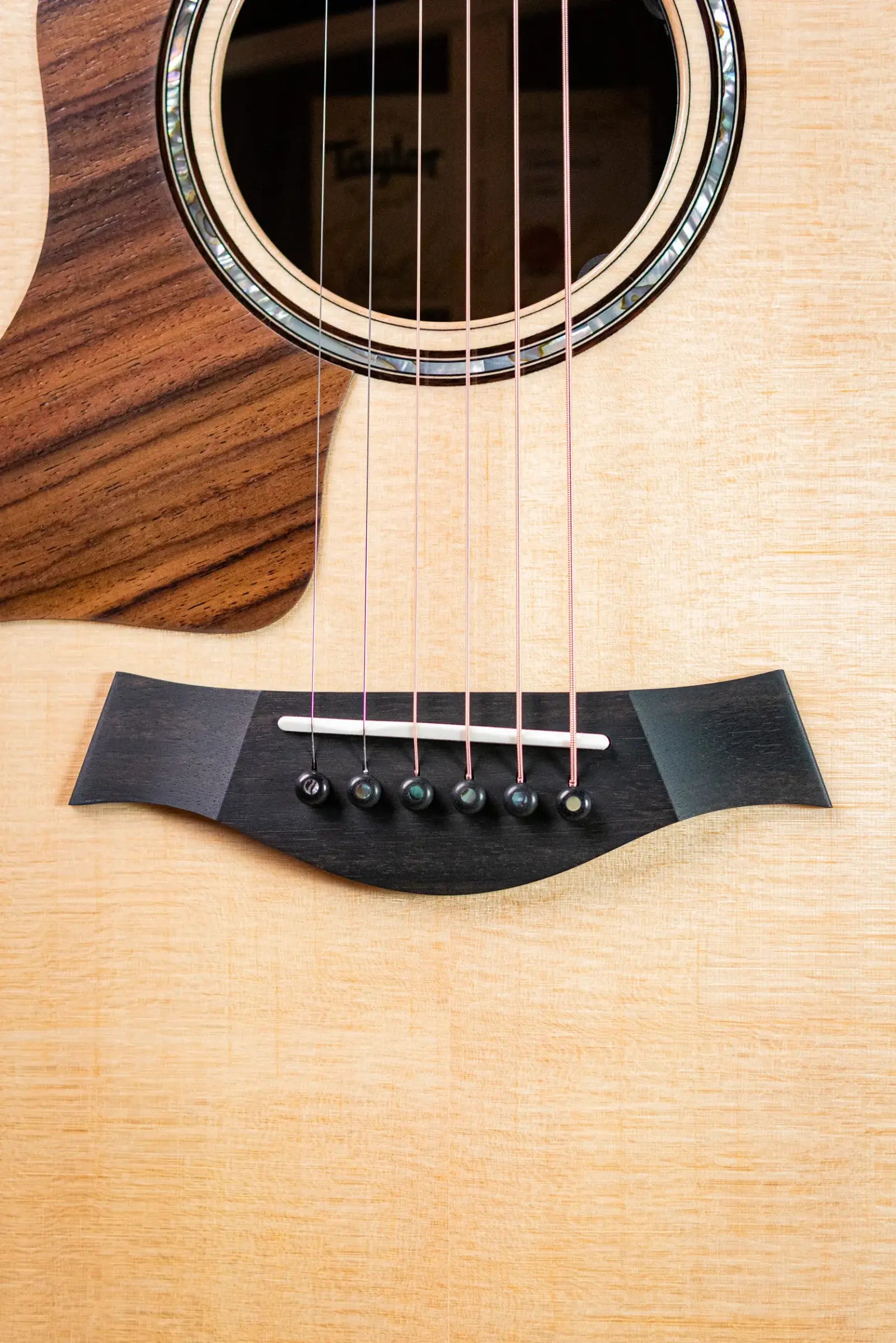 Taylor Next Generation 814ce Left-Handed Grand Auditorium Acoustic/Electric Guitar with Hardshell Case