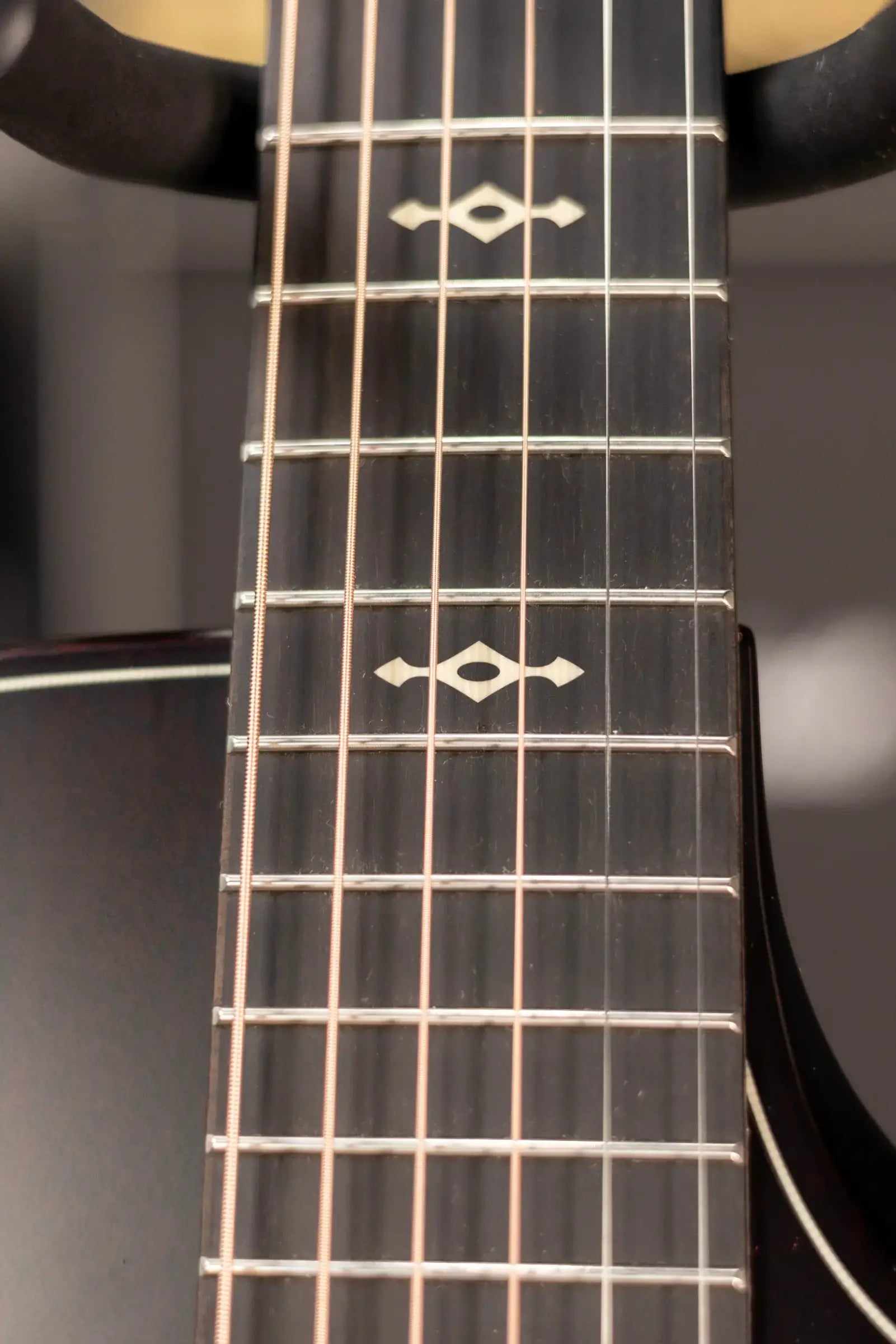 Taylor Next Generation Builder's Edition 324ce Grand Auditorium Acoustic/Electric Guitar - Tobacco Kona Burst with Hardshell Case