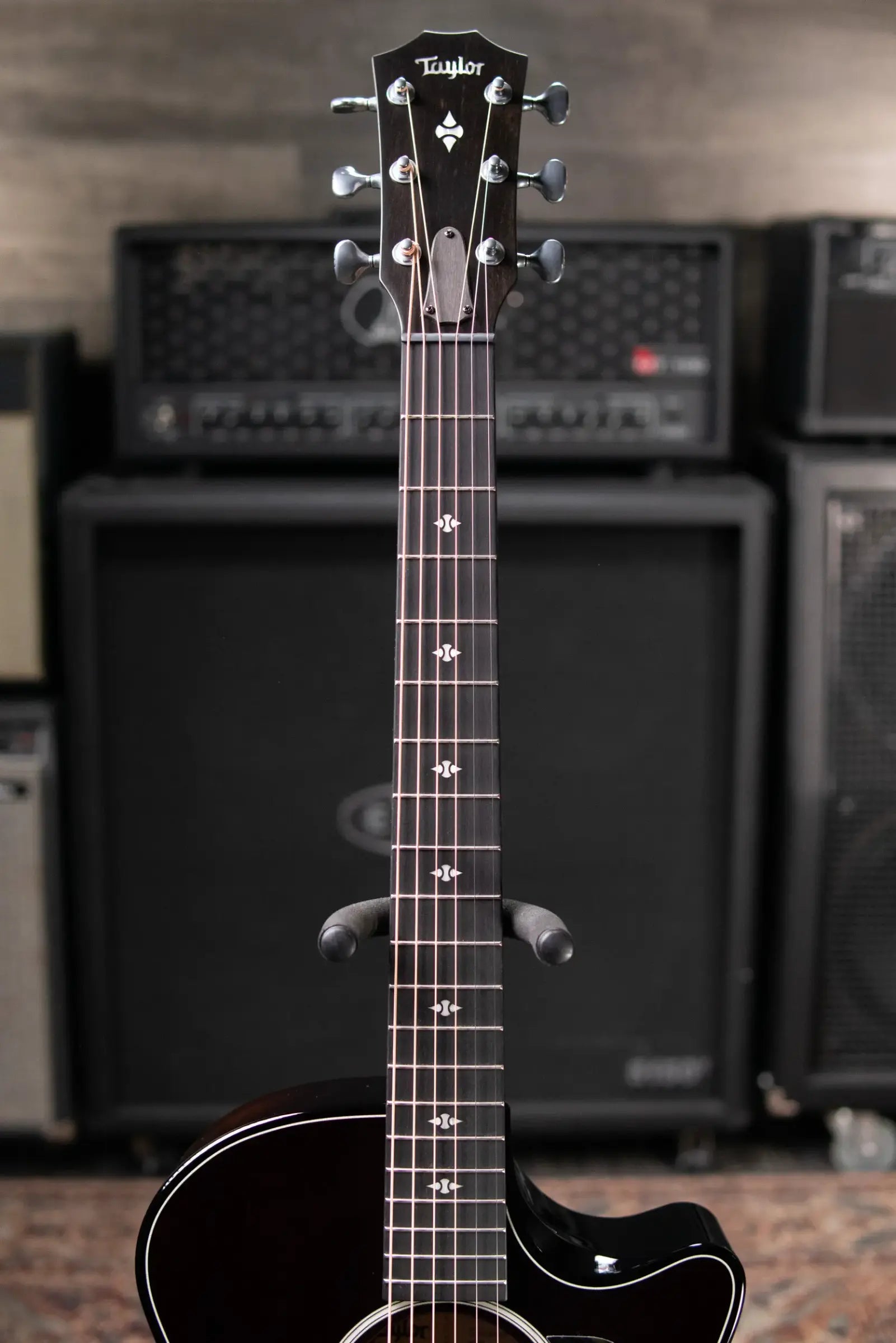 Taylor Next Generation Builder's Edition 524ce Grand Auditorium Acoustic/Electric Guitar with Hardshell Case