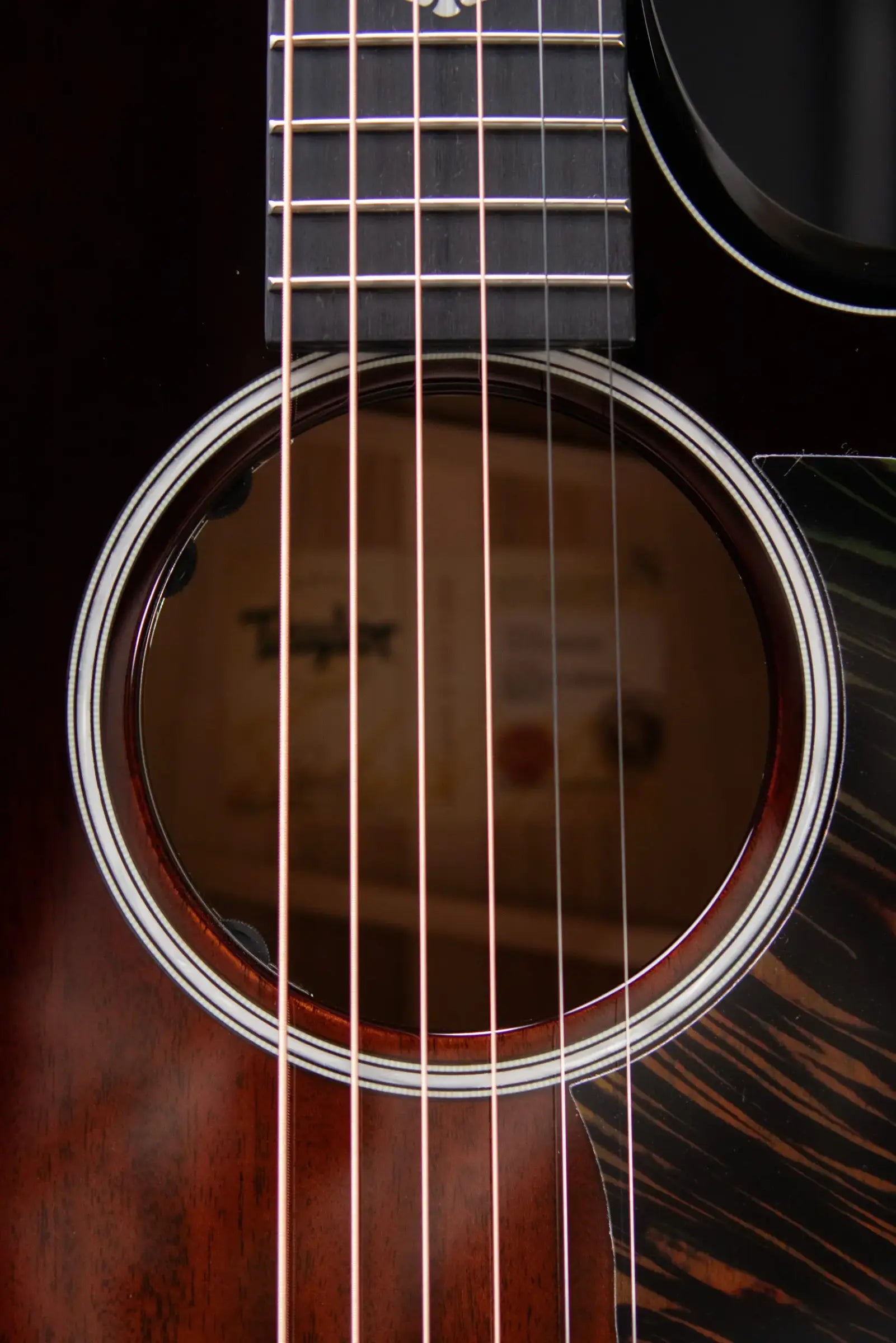 Taylor Next Generation Builder's Edition 524ce Grand Auditorium Acoustic/Electric Guitar with Hardshell Case