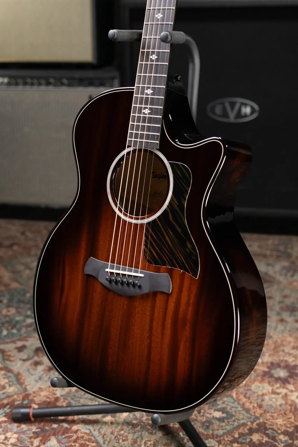 Taylor Next Generation Builder's Edition 524ce Grand Auditorium Acoustic/Electric Guitar with Hardshell Case