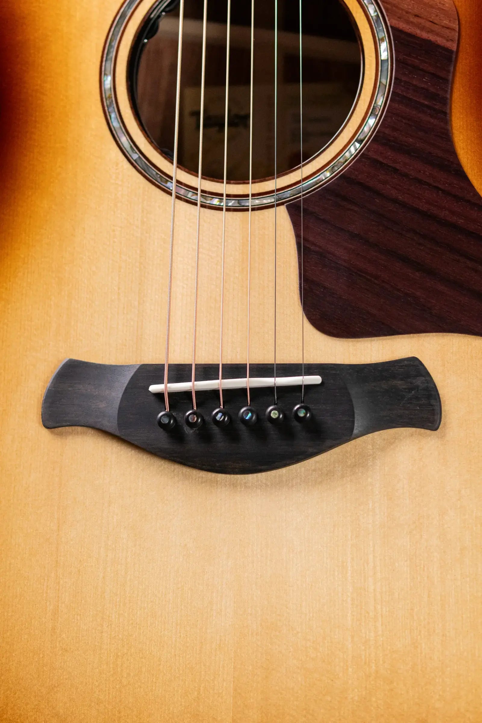 Taylor Next Generation Builder's Edition 814ce Grand Auditorium Acoustic/Electric Guitar - Adirondack/Honduran Rosewood with Hardshell Case