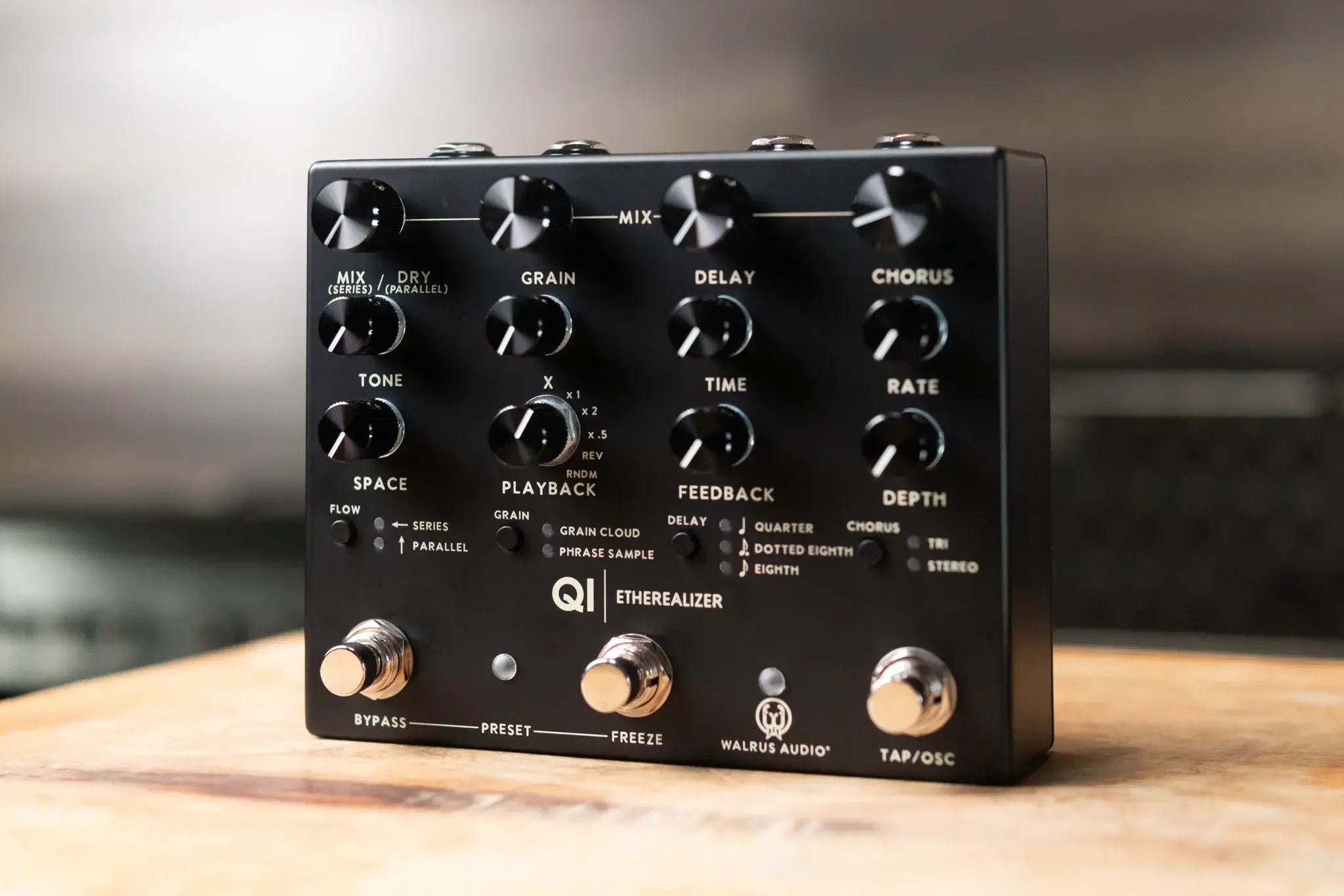 Walrus Audio Qi Etherealizer Pedal Black 67a4c787cc2d0