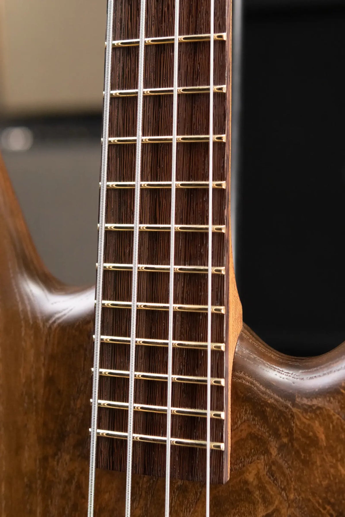 Warwick Pro Series Corvette Standard Electric Bass - Antique Tobacco Transparent Satin with Gig Bag