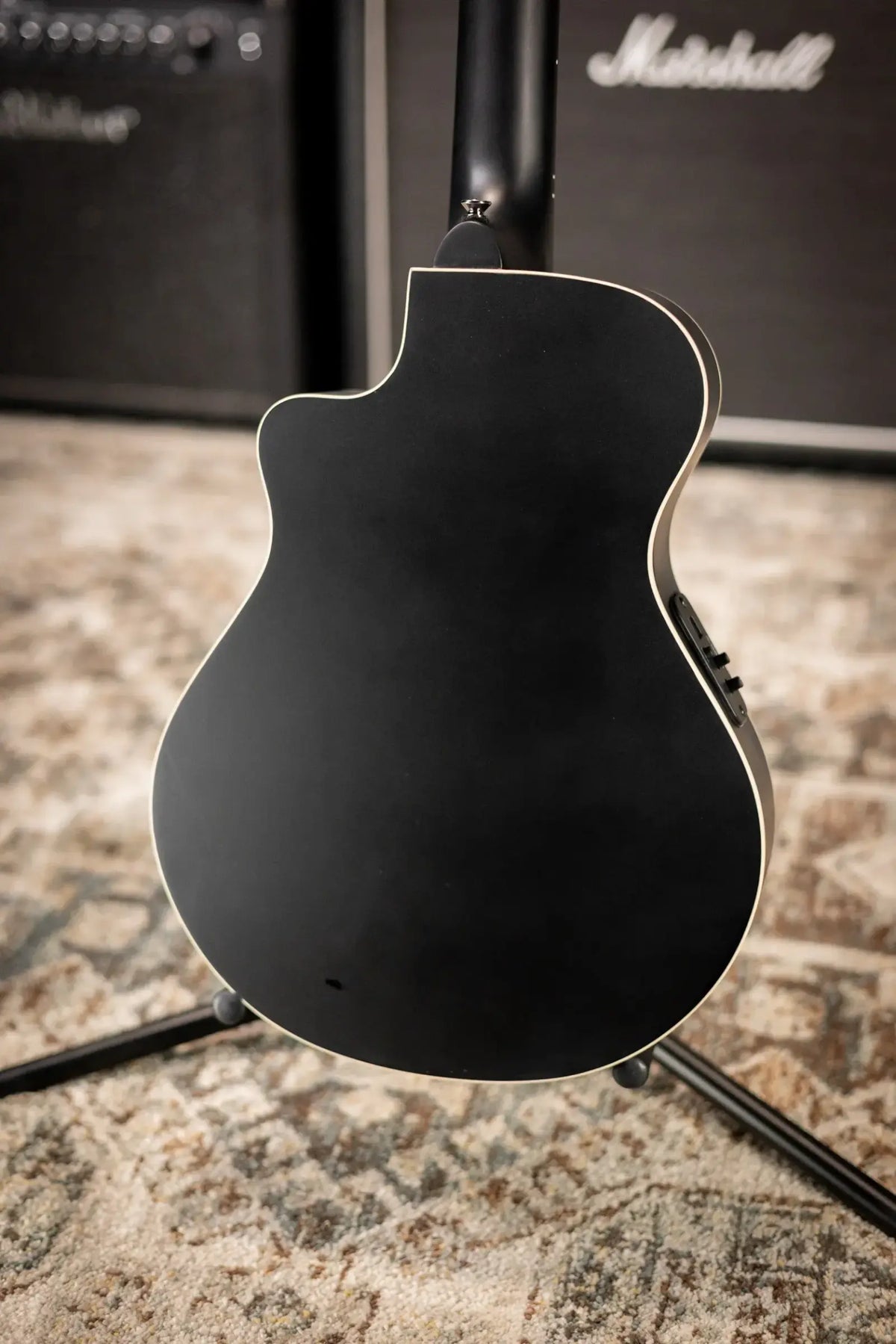 Yamaha APXT2 3/4-Size Thin-Line Cutaway Acoustic/Electric Guitar - Black with Gig Bag