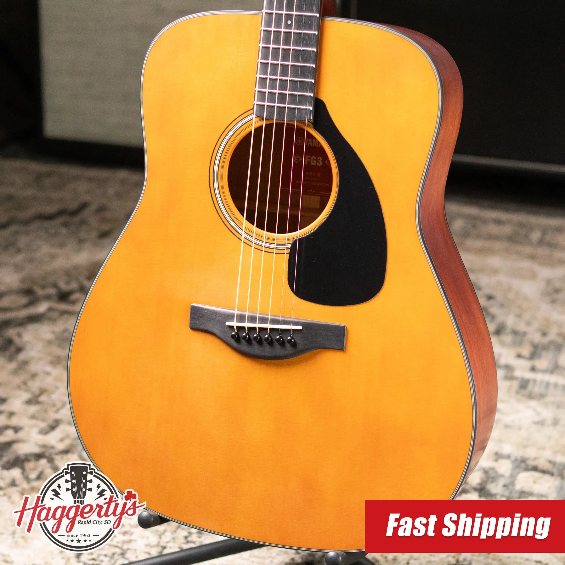 Yamaha FG3 Red Label Acoustic Guitar - Vintage Natural with Gig Bag