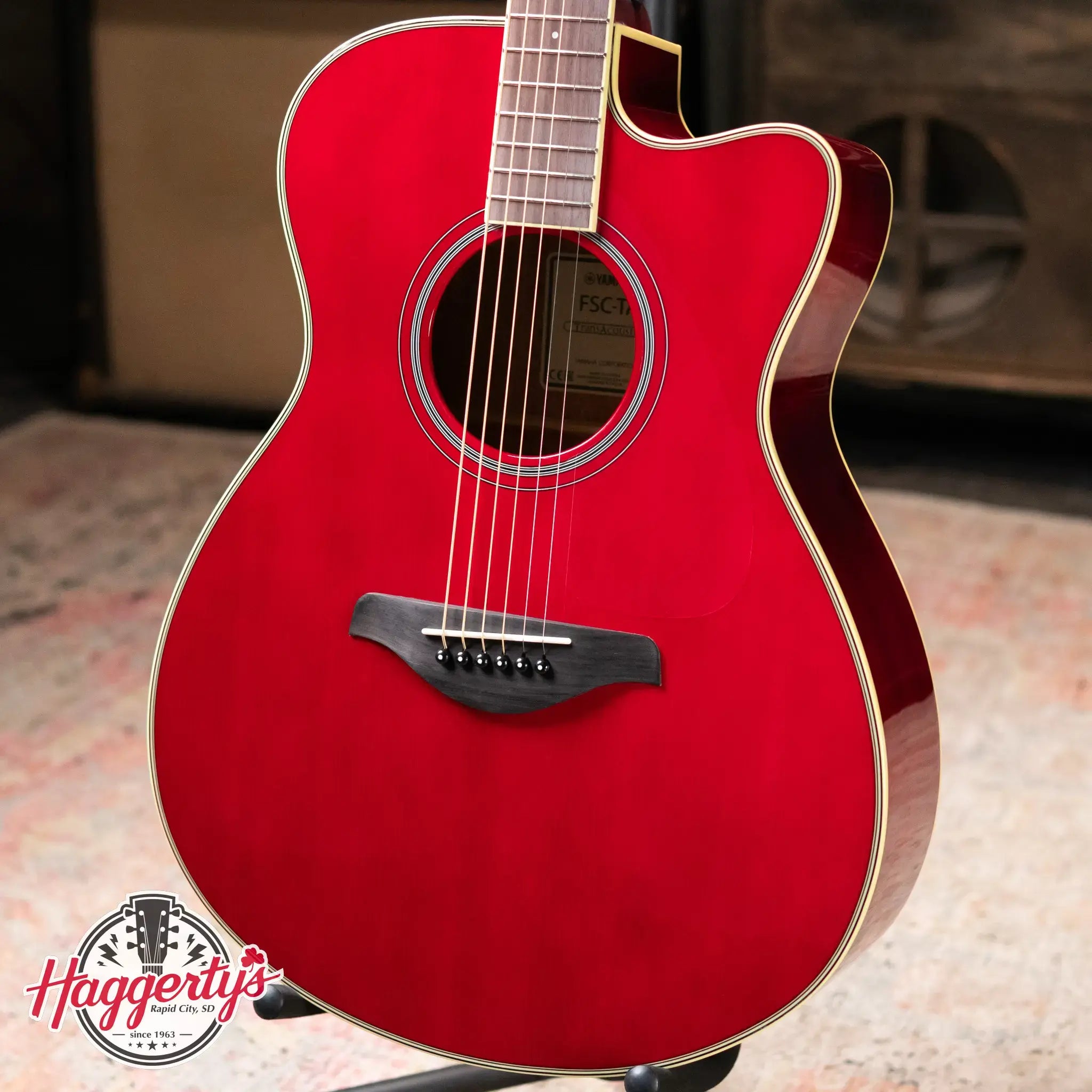 Yamaha FSC-TA TransAcoustic/Electric Guitar - Ruby Red