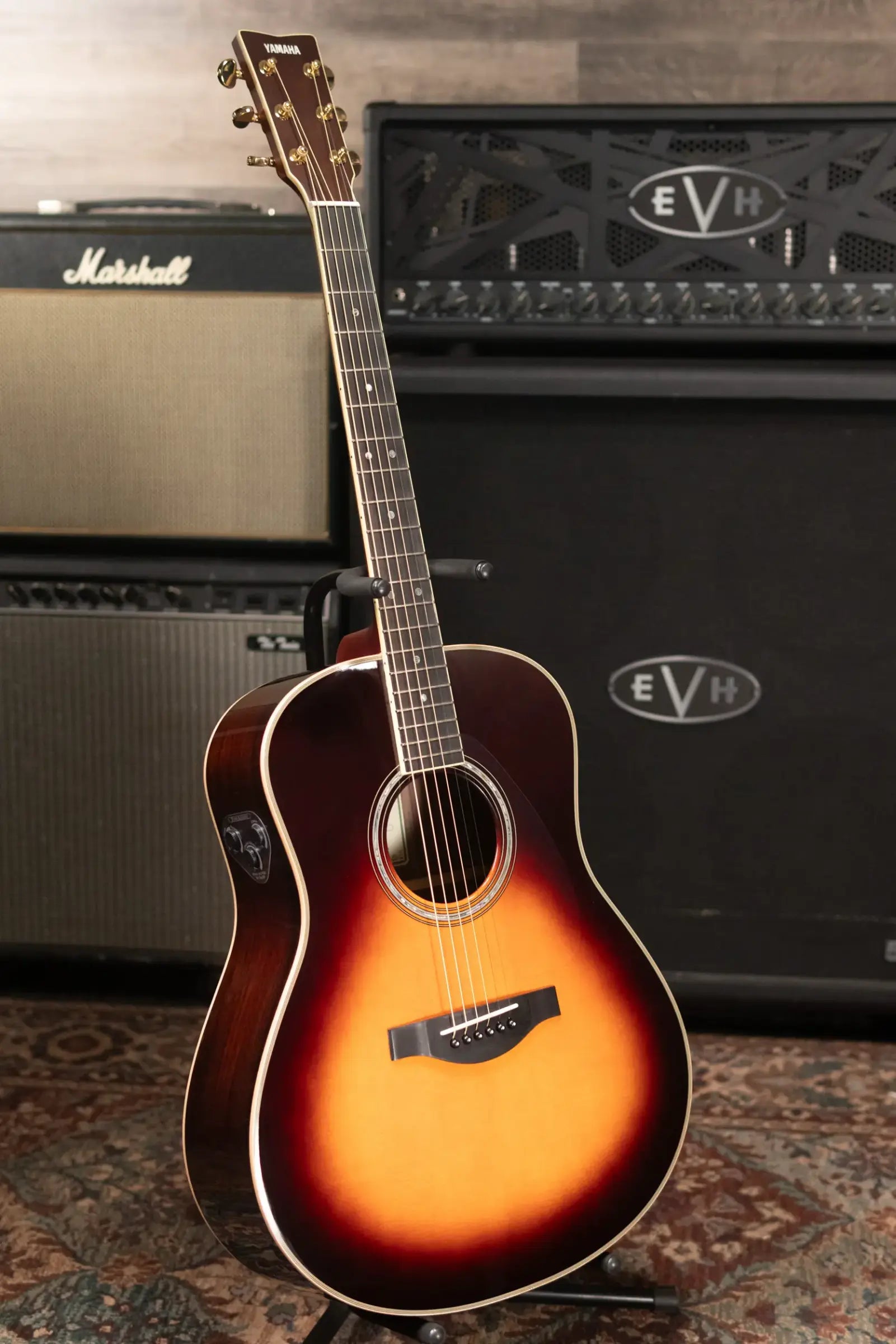Yamaha LL-TA TransAcoustic Dreadnought Acoustic/Electric Guitar - Brown Sunburst