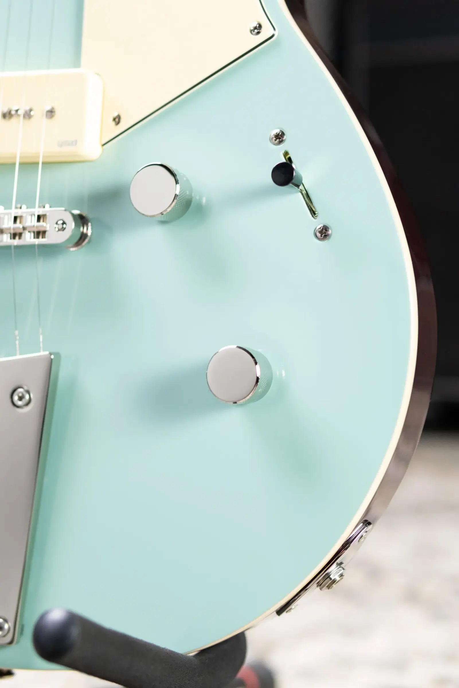 Yamaha RSS02T Revstar Standard Electric Guitar - Sonic Blue with Gig Bag