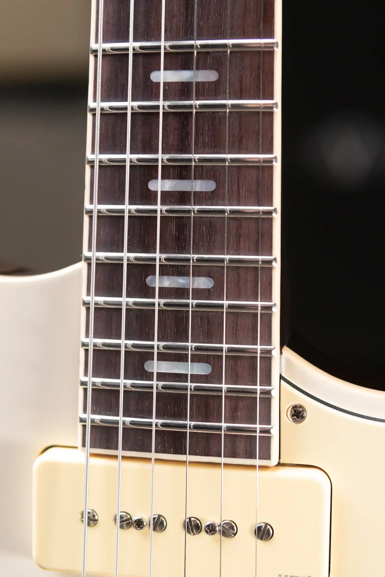 Yamaha Revstar RSS02T P-90 Electric Guitar - Vintage White with Gig Bag
