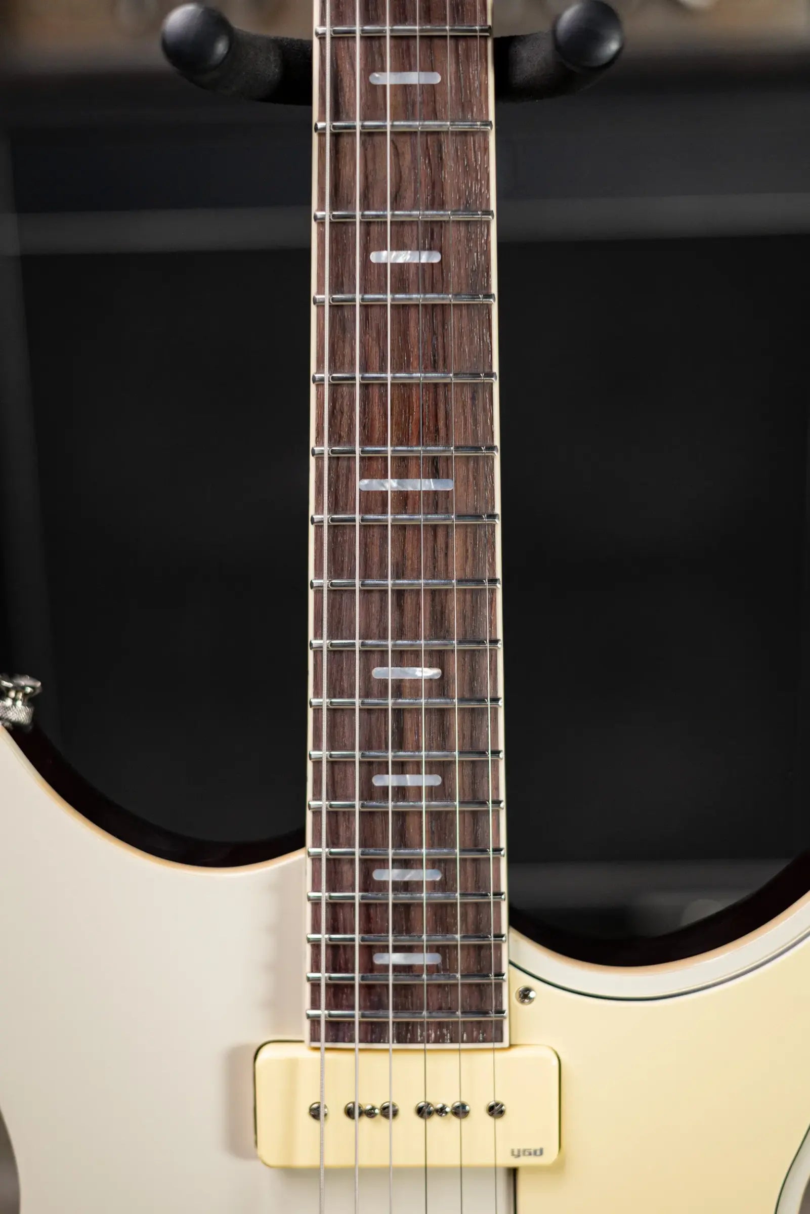 Yamaha Revstar RSS02T P-90 Electric Guitar - Vintage White with Gig Bag