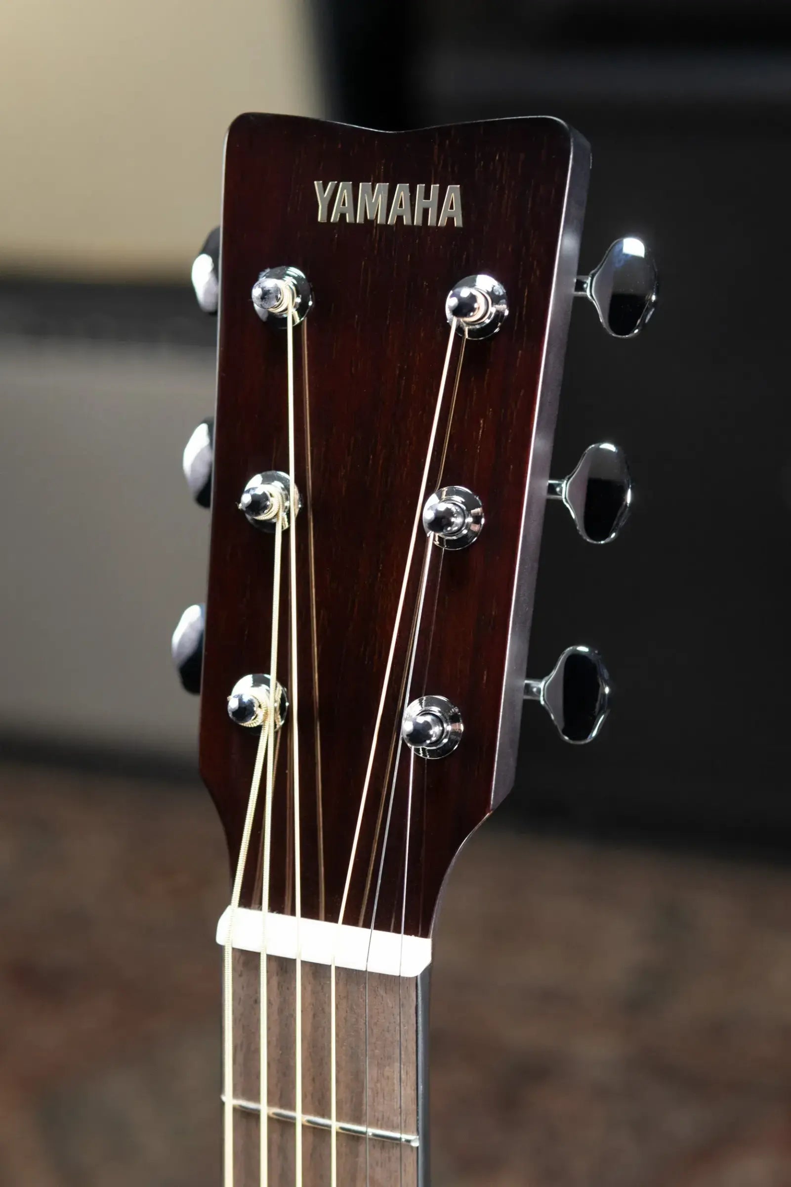 Yamaha TAG1 C TransAcoustic Dreadnought Cutaway Acoustic/Electric Guitar - Natural with Gig Bag