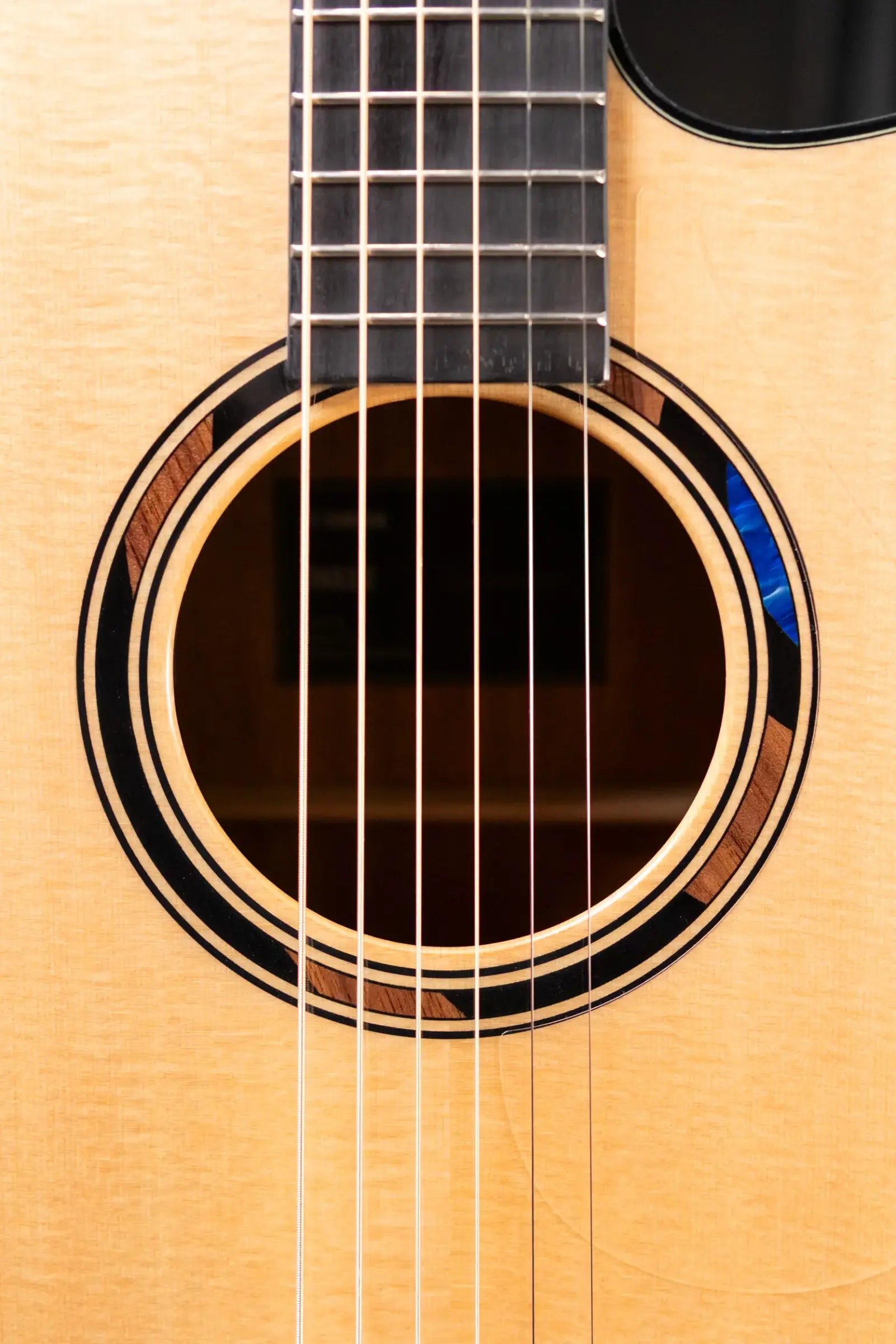 Yamaha TAS3 Concert Acoustic/Electric Guitar - Natural with Gig Bag