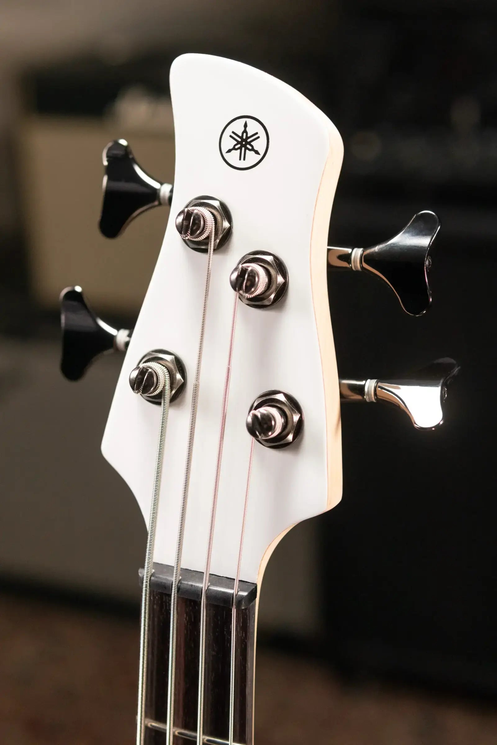 Yamaha TRBX304 WH Electric Bass - White