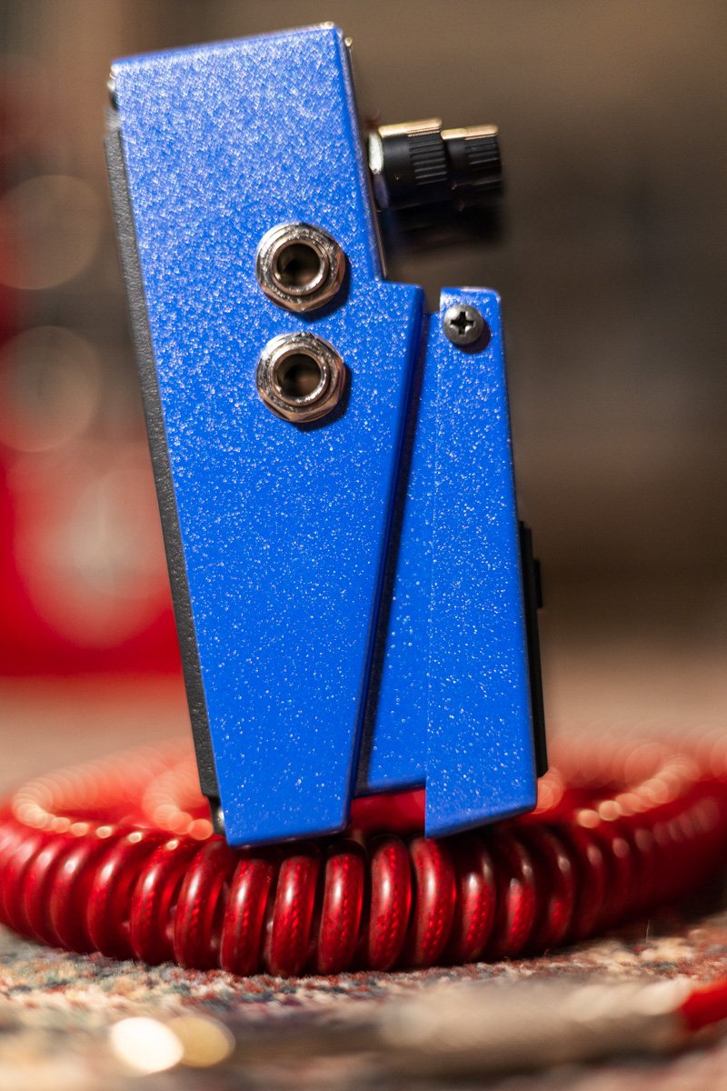 Boss SY-1 Synthesizer Guitar Pedal