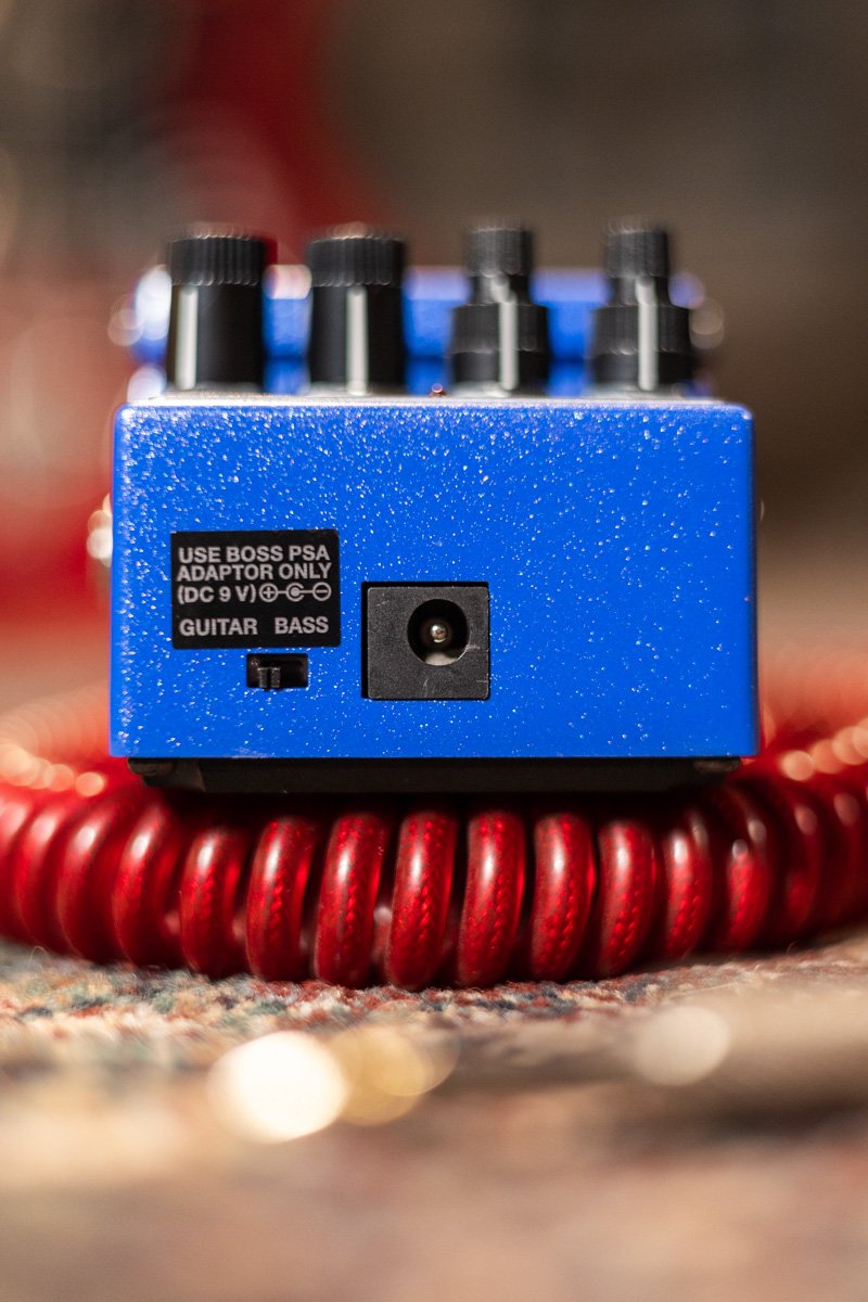 Boss SY-1 Synthesizer Guitar Pedal
