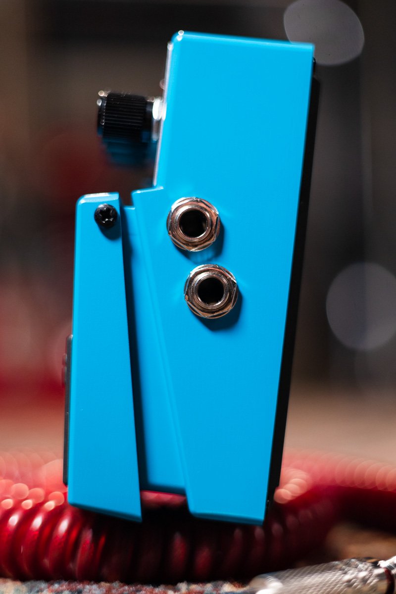 Boss VB-2w Waza Craft Vibrato Guitar Effects Pedal