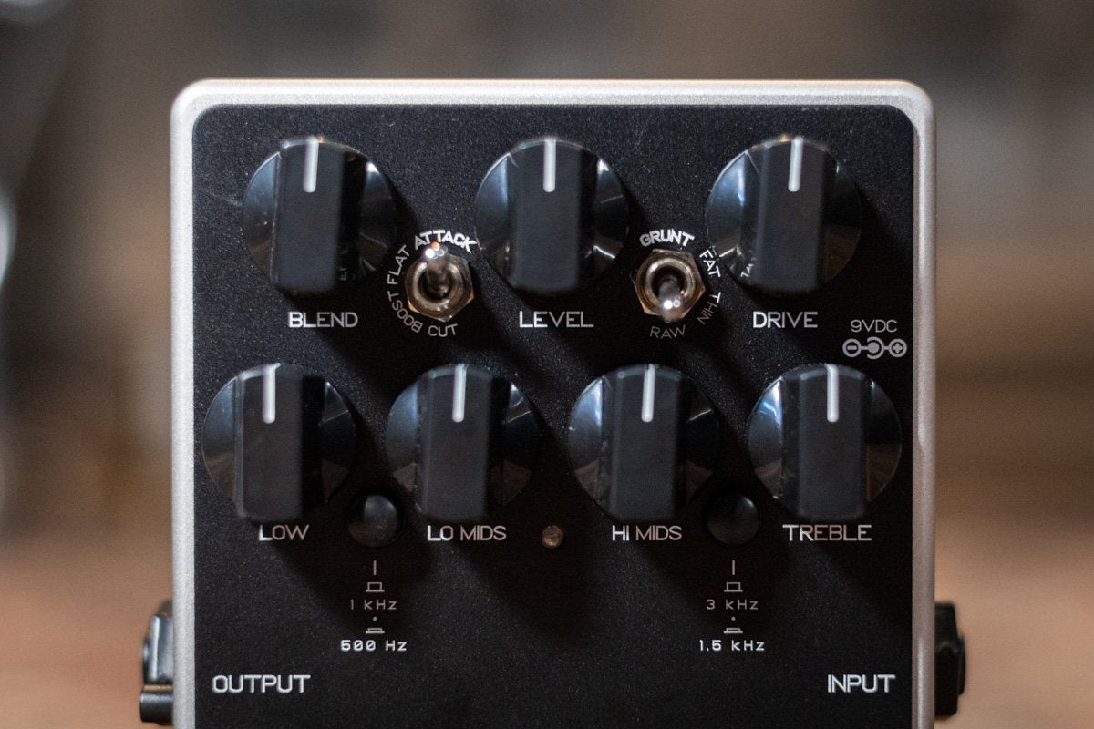 darkglass microtubes b7kv2 analog bass preamp pedal haggertys 2