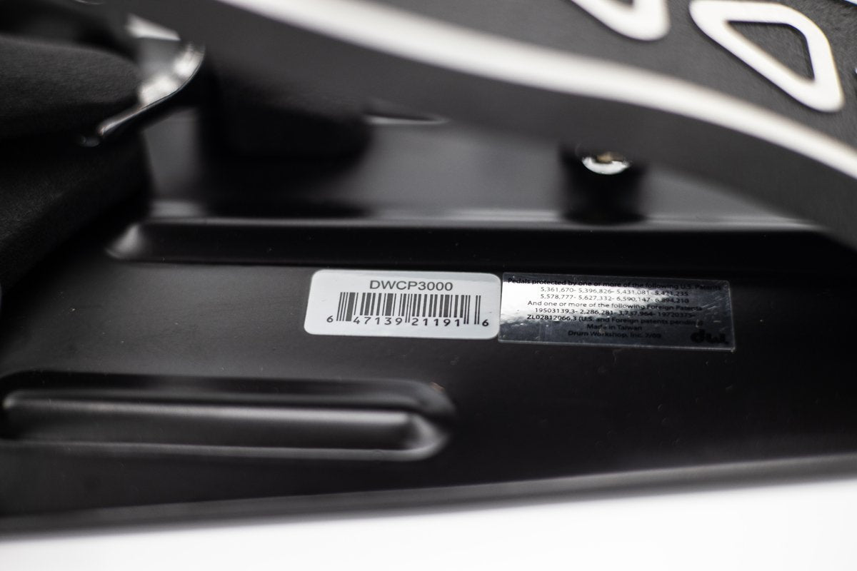 dw 3000 series single kick pedal 9