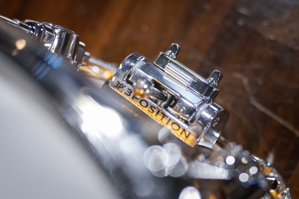 DW DRPF6514SSGS Performance Series 6.5x14 Snare Drum, Gold Sparkle