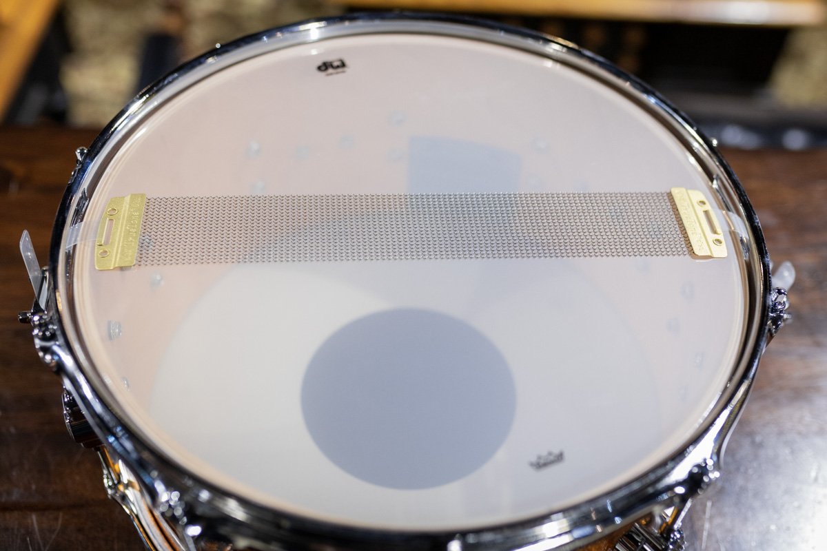 DW DRPF6514SSGS Performance Series 6.5x14 Snare Drum, Gold Sparkle