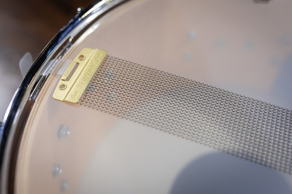 DW DRPF6514SSGS Performance Series 6.5x14 Snare Drum, Gold Sparkle