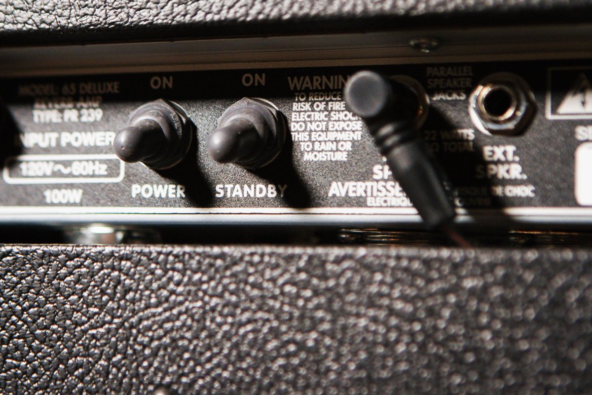 Fender 65 Deluxe Reverb Combo Tube Amplifier