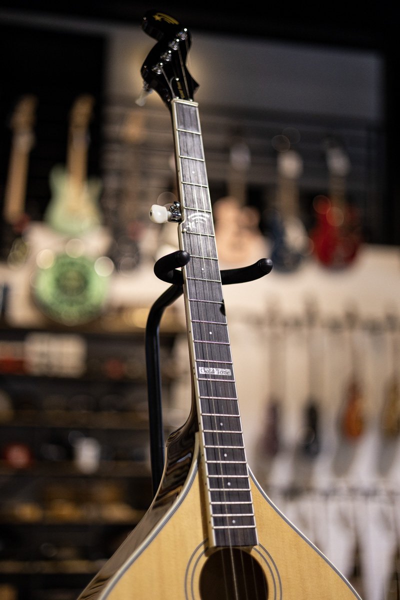 Gold Tone Banjola+ Woodbody Banjo with Pickup and Bag