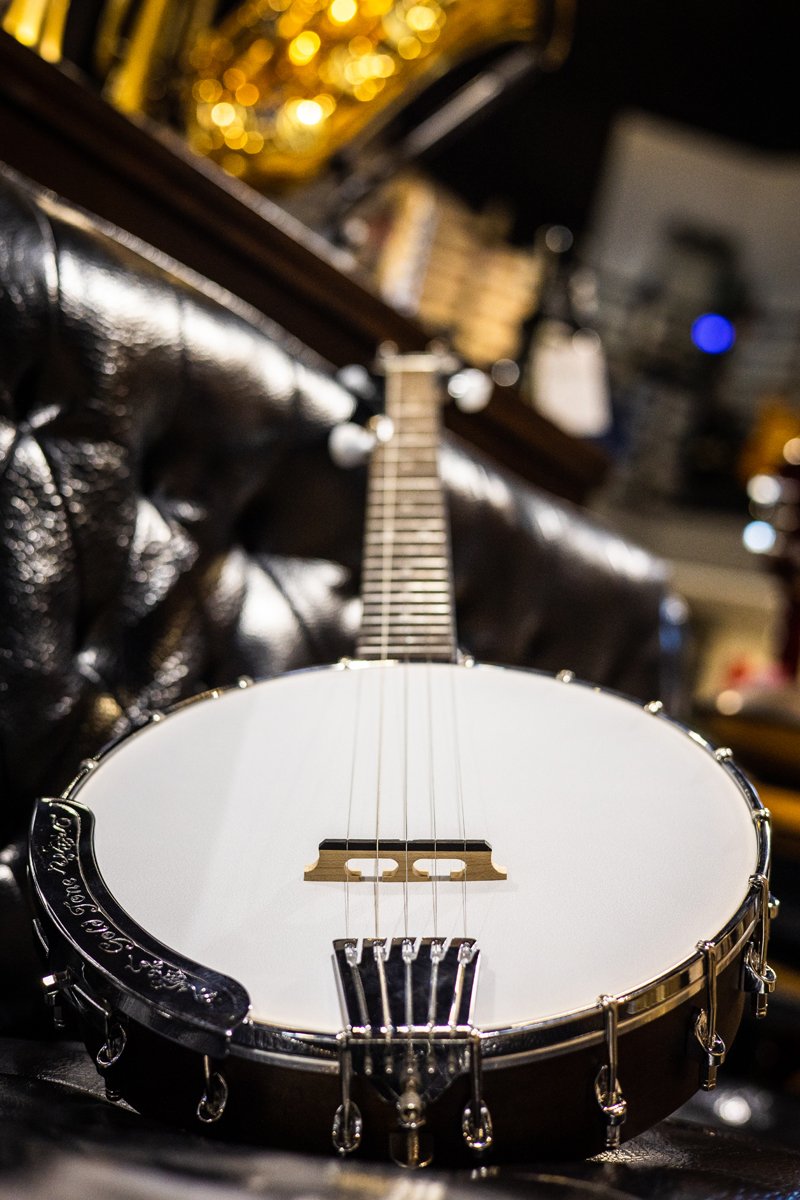 Goldtone CC-50 Cripple Creek Banjo with Gig Bag