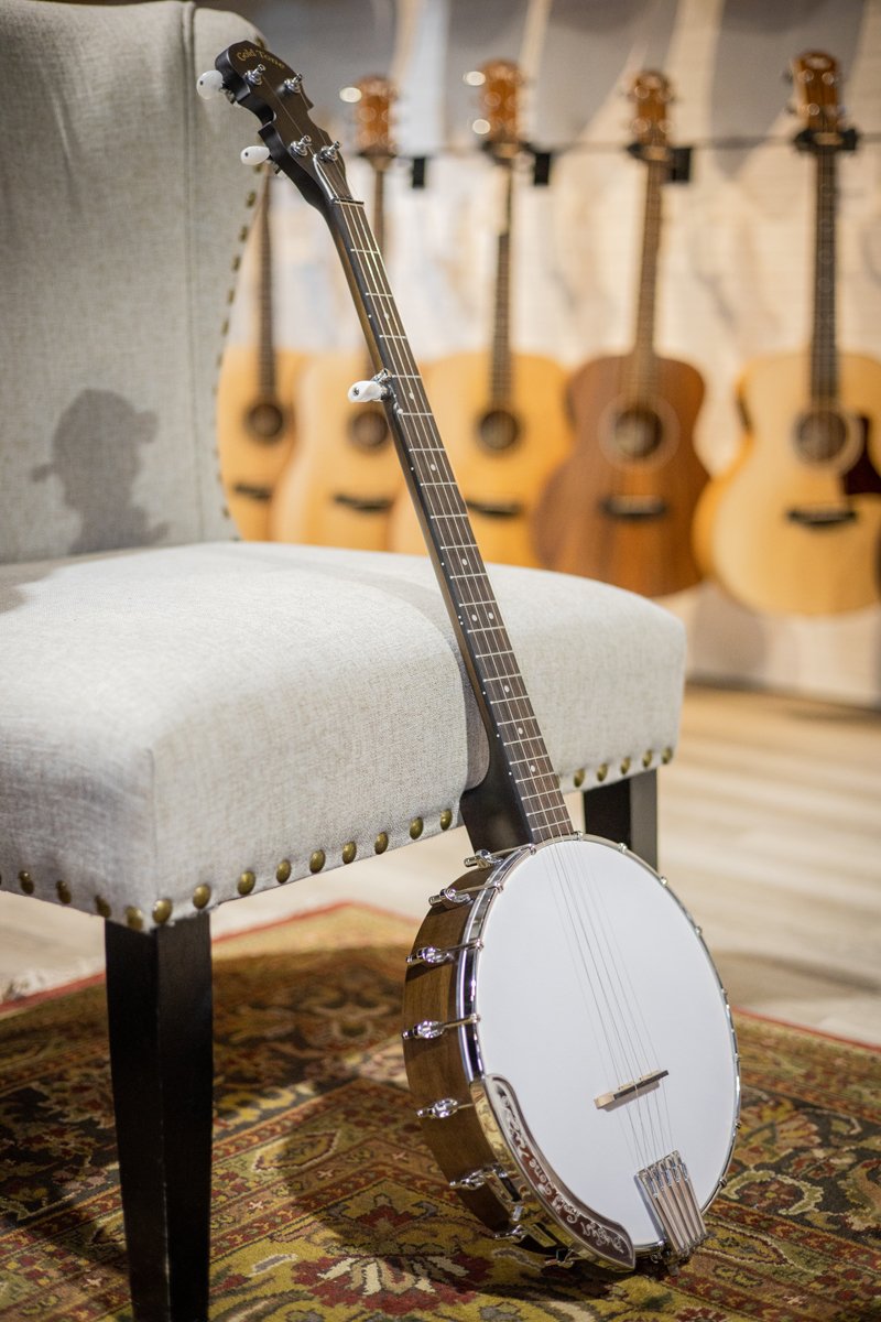 Goldtone CC-50 Cripple Creek Banjo with Gig Bag
