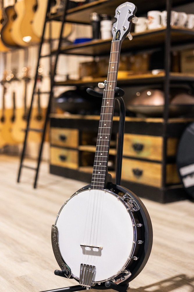 Goldtone CC-50RP Cripple Creek Resonator Banjo with Planetary Tuners and Gig Bag